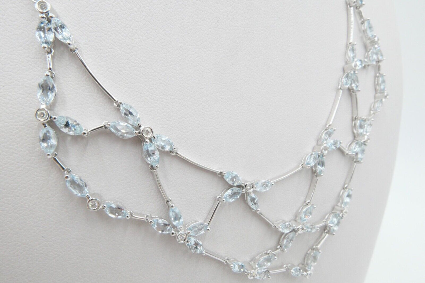 NEUwertig Auftragsarbeit Luxus Collier Brillanten Weißgold Aquamarine 585 / 14K - Antikhandel-Stuttgart