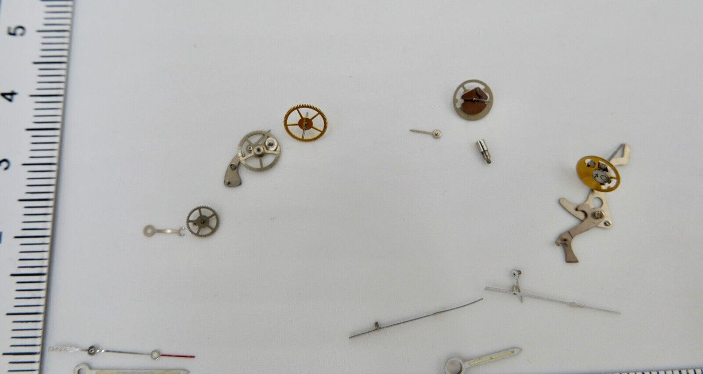 ( Vermutlich ) Omega Speedmaster Ersatzteile Armbanduhren Zeiger Werkplatte usw. - Antikhandel-Stuttgart