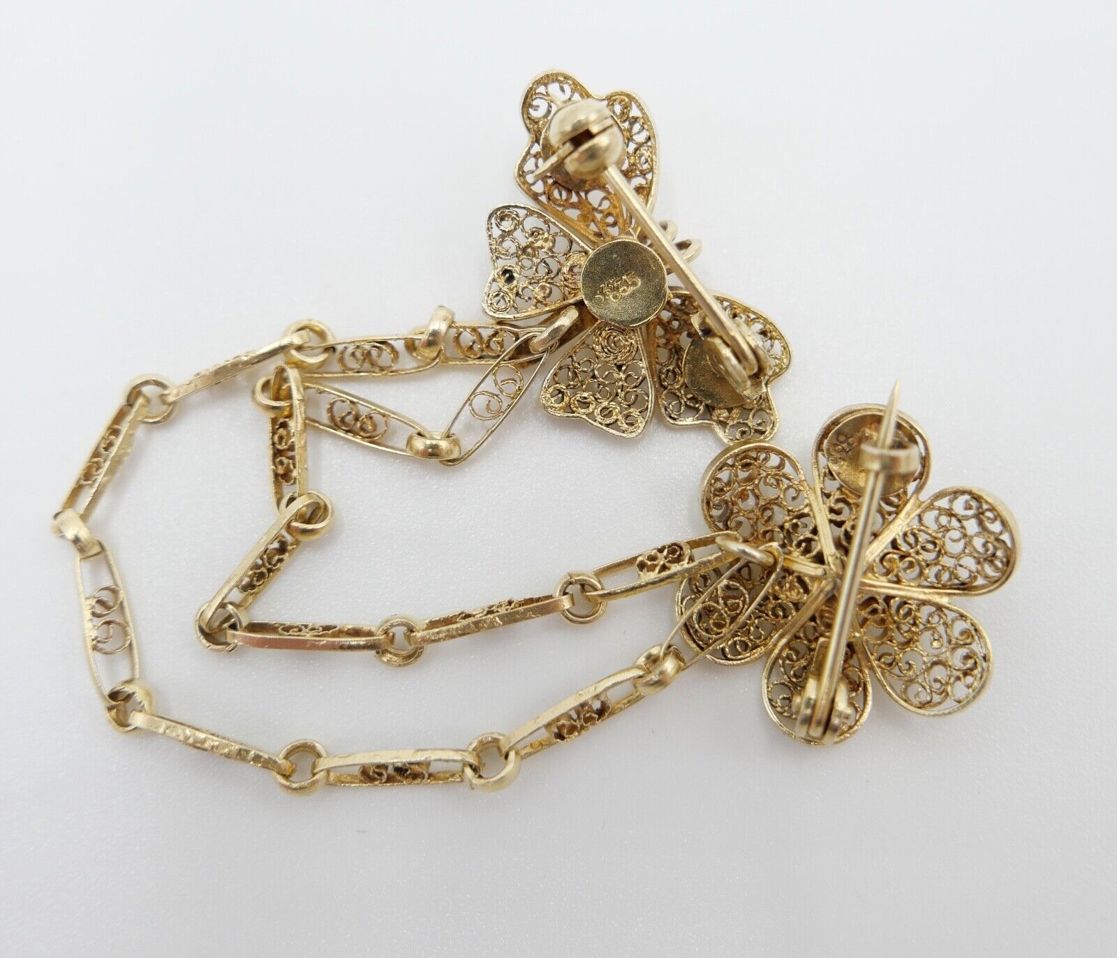 Filigrane 835 Silber Doppel Brosche vergoldet 10cm Blatt & Schmetterling Motiv - Antikhandel-Stuttgart