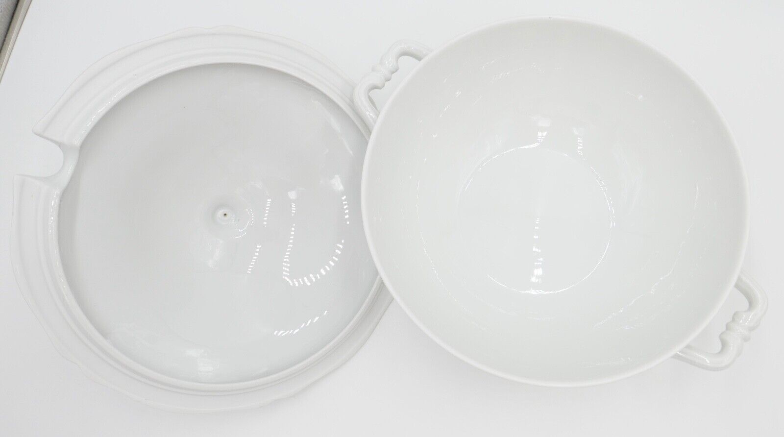 Porzellan Suppenterrine Rosenthal Chippendale Weiß - Antikhandel-Stuttgart