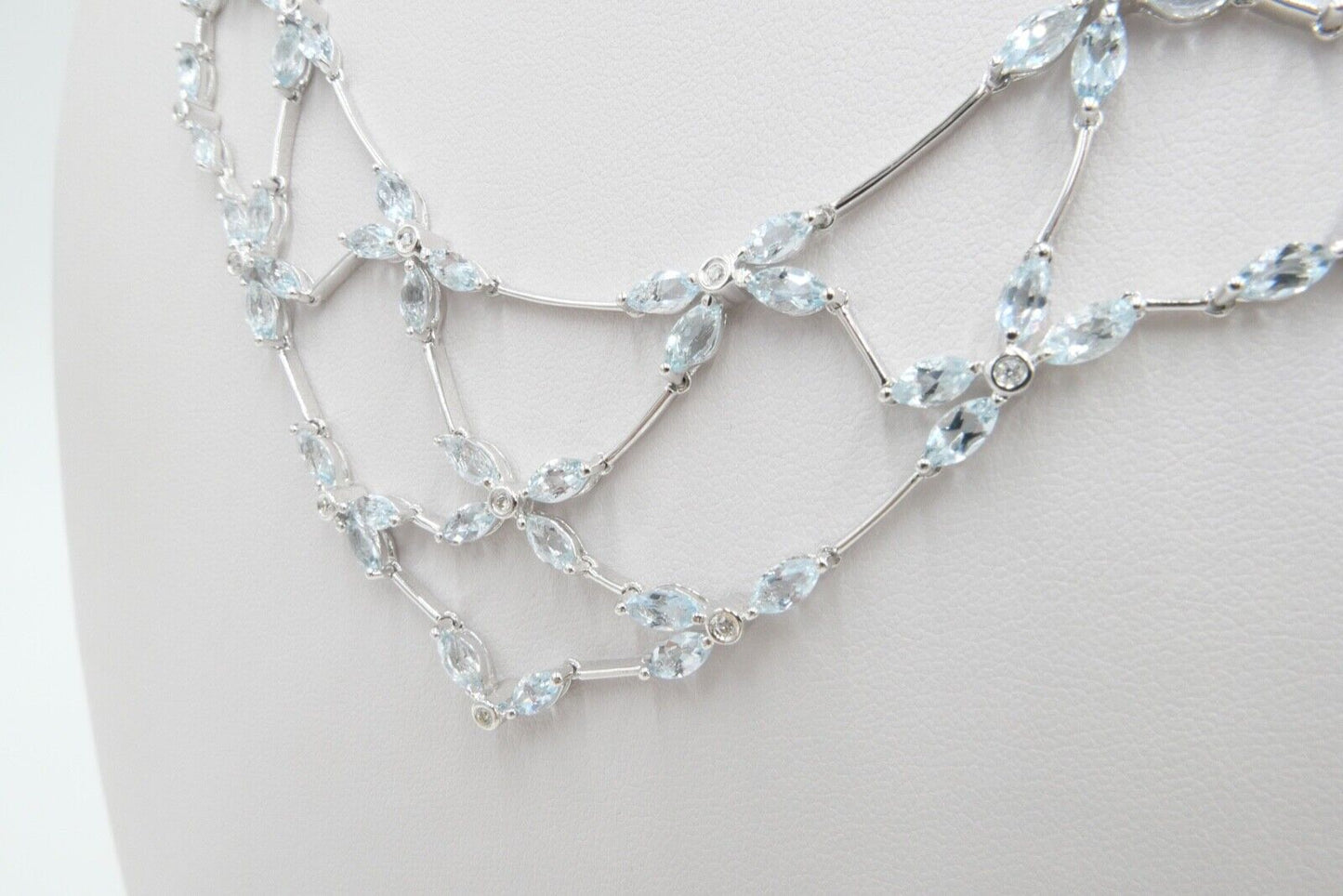 NEUwertig Auftragsarbeit Luxus Collier Brillanten Weißgold Aquamarine 585 / 14K - Antikhandel-Stuttgart