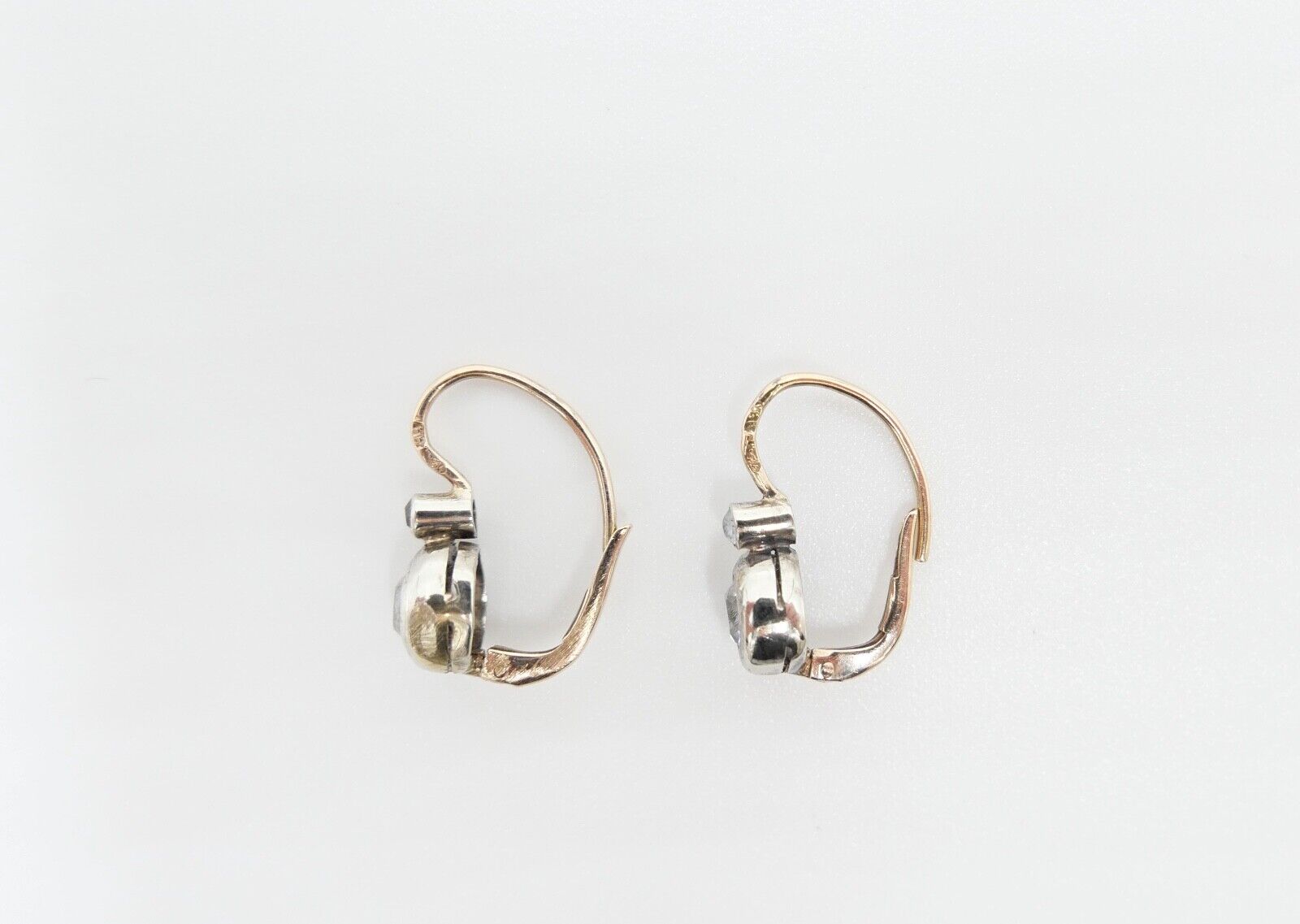 1872-1922 Ohrringe Ohrhänger 580 Gold & platinierte Oberfläche weiße Topas - Antikhandel-Stuttgart