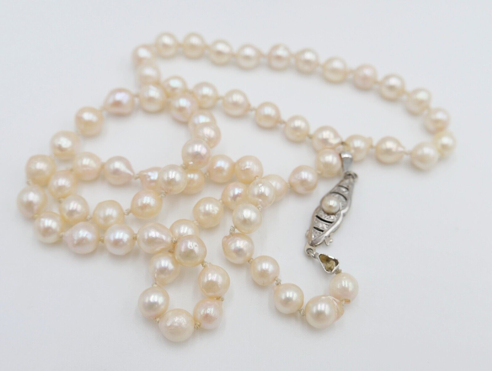 80er Jahre Akoya Perlenkette Collier 52 cm Zuchtperle Gold 333 / 8 K Ø 6 mm - Antikhandel-Stuttgart