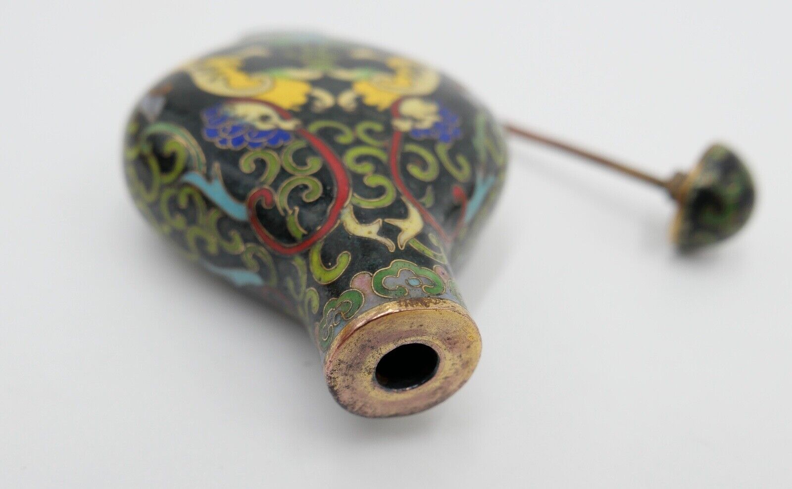 Alte Schnupftabakflasche Cloisonné Bronze CHINA Drachenmotive - Antikhandel-Stuttgart