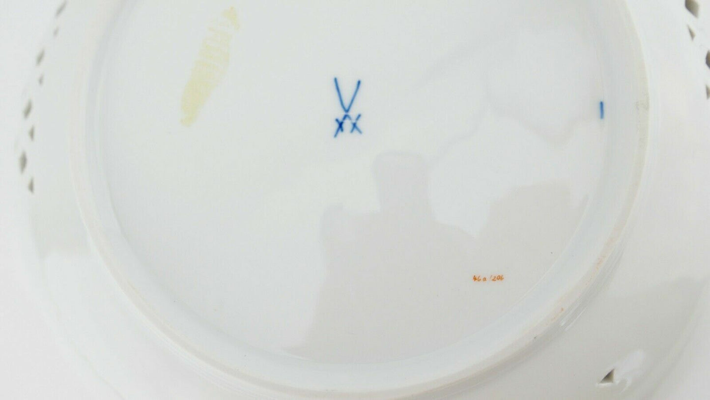 Meissen Durchbruchschale Weiß Goldrand Ø 25 cm Blumendekor 332 46a / 206 - Antikhandel-Stuttgart