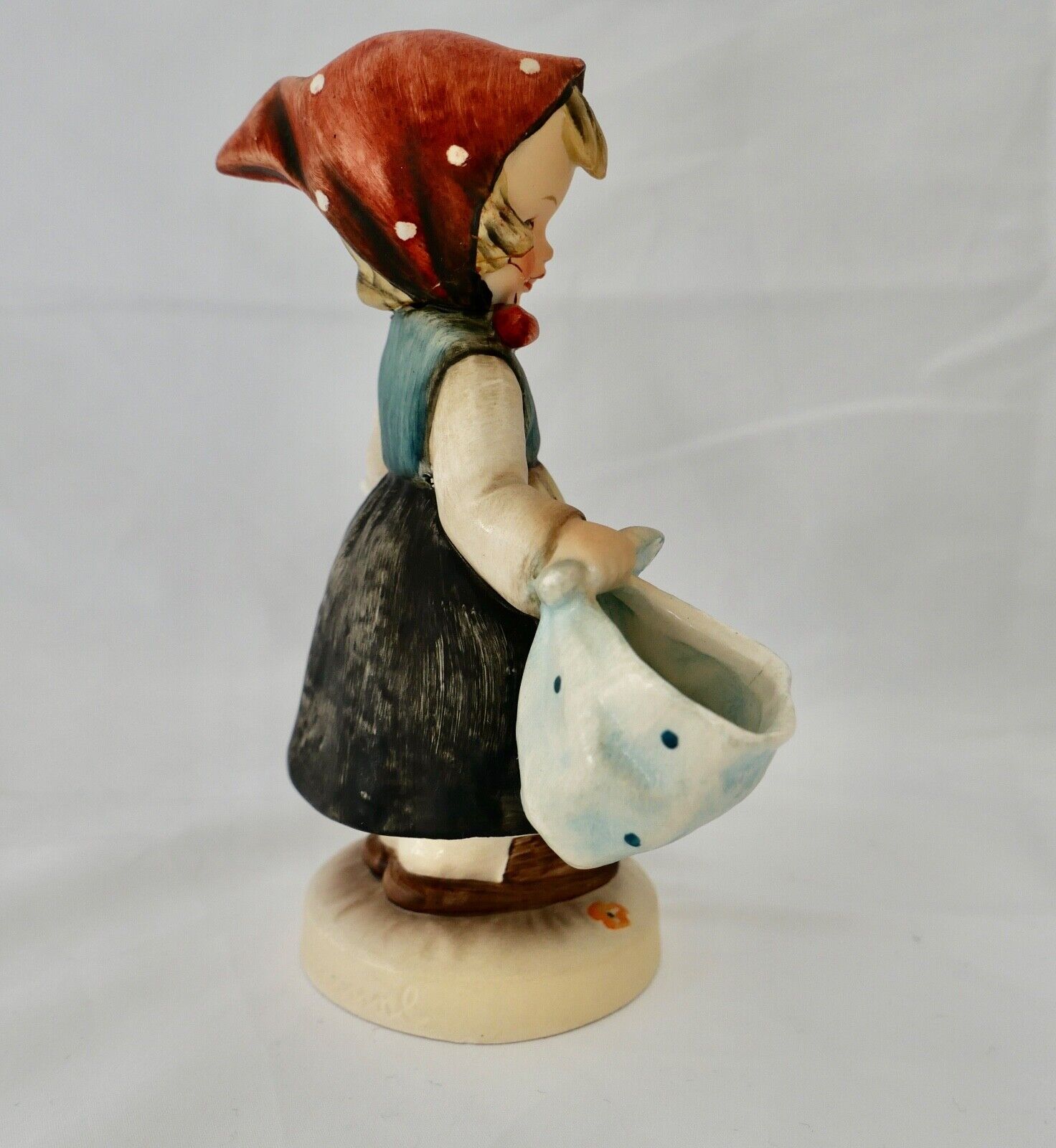 Orig Hummel Figur 175 " MARKT CHRISTEL " Goebel Porzellan 60-70 Mother's Darling - Antikhandel-Stuttgart