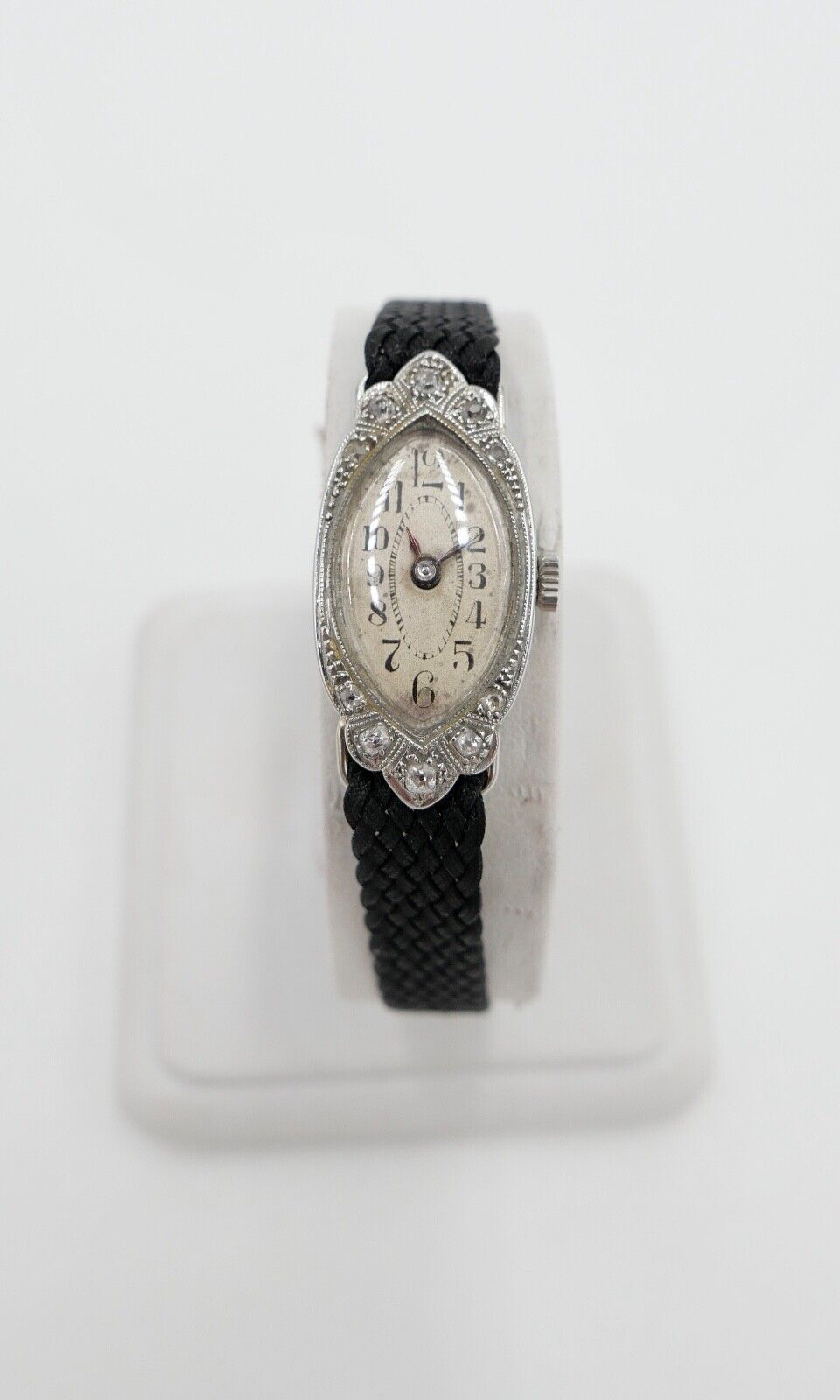 ART DECO Damenuhr 750 / 18K Gold 1920-30er Jahre mit 8 Diamanten 0,20 Ct AS 976 - Antikhandel-Stuttgart