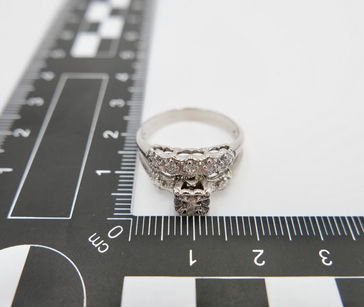 70er Jahre Gold Weißgold 585 / 14K Diamant Brillant 0,14Ct Gr. 57 - Antikhandel-Stuttgart