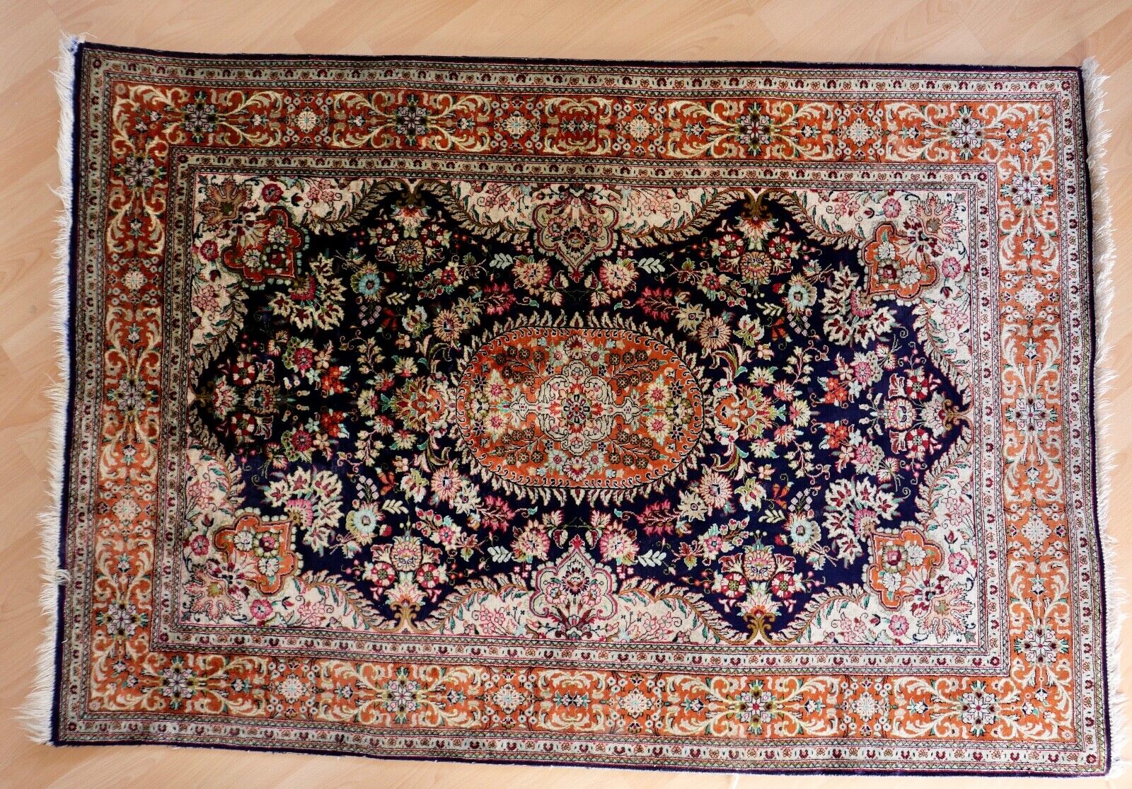 Orientteppich Perserteppich Ghom Seide Handgeknüpft 10x10 KN 152x96cm 1. Mio - Antikhandel-Stuttgart