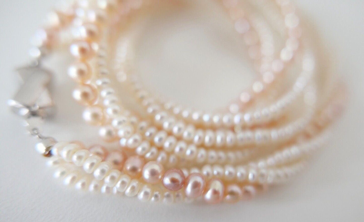 Perlenkette Collier 3-reihig Rosa Gold 585 / 14K pearl Ø 3,1 - 4,4 mm 54,0 cm - Antikhandel-Stuttgart