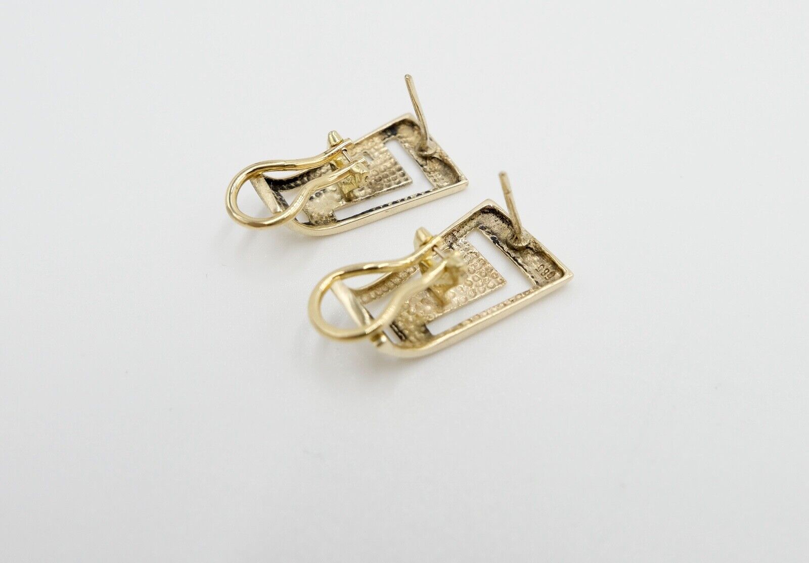 80er Jahre Ohrringe Creolen Gold 750 / 18K Omegaverschluss - Antikhandel-Stuttgart