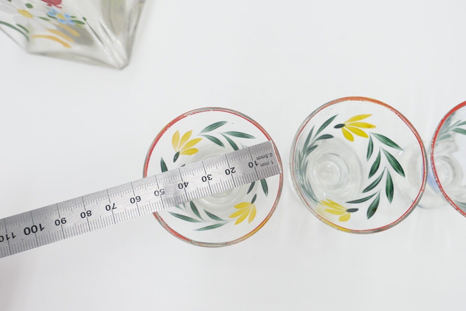 altes Schnaps Likör Set Glas Handbemalt Gläser Karaffe Blumenmuster - Antikhandel-Stuttgart