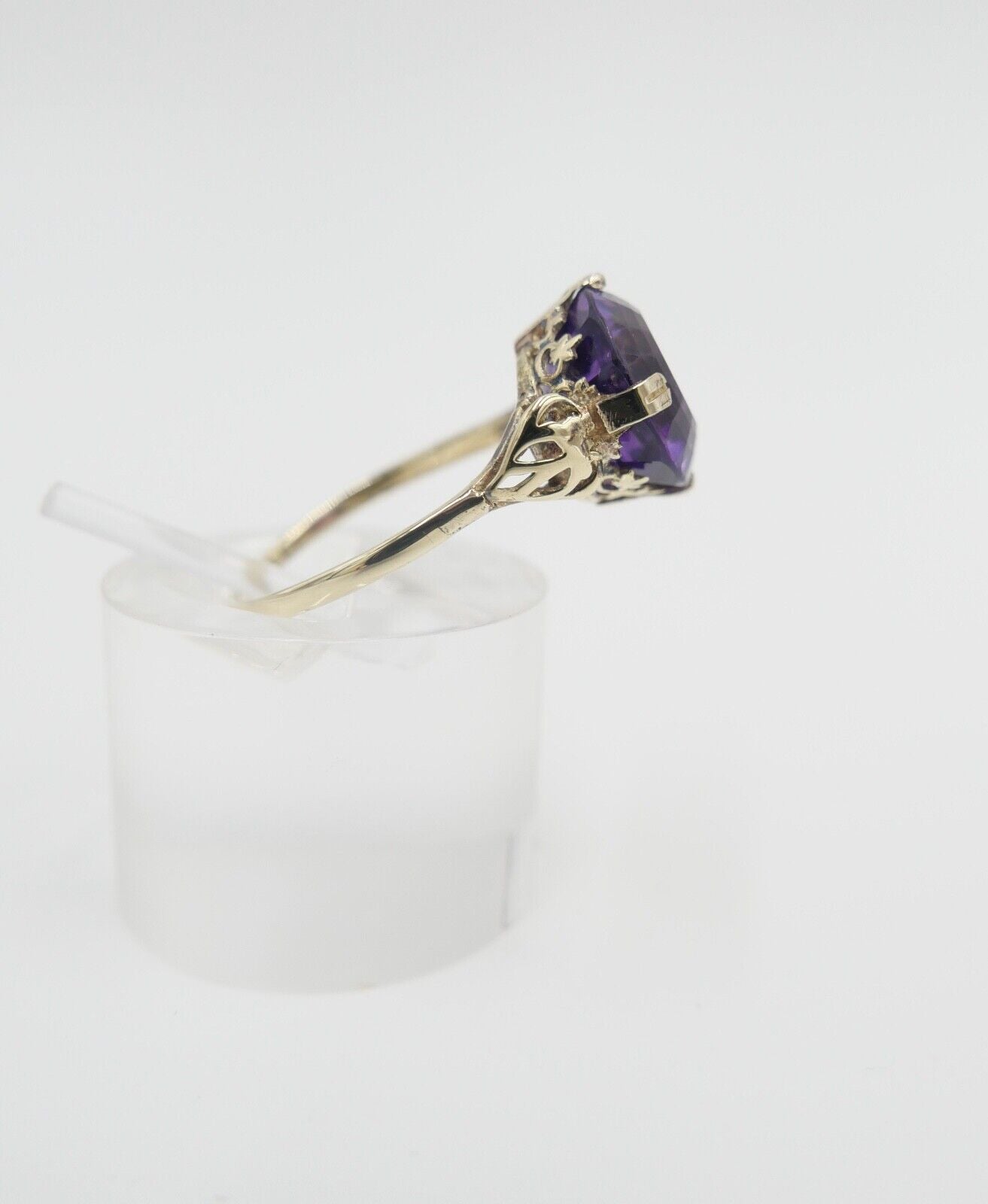 antik um 1900 Damenring mit lila Amethyst Ring 2,87 Gr Gold 585 / 14K Gr. 59 - Antikhandel-Stuttgart