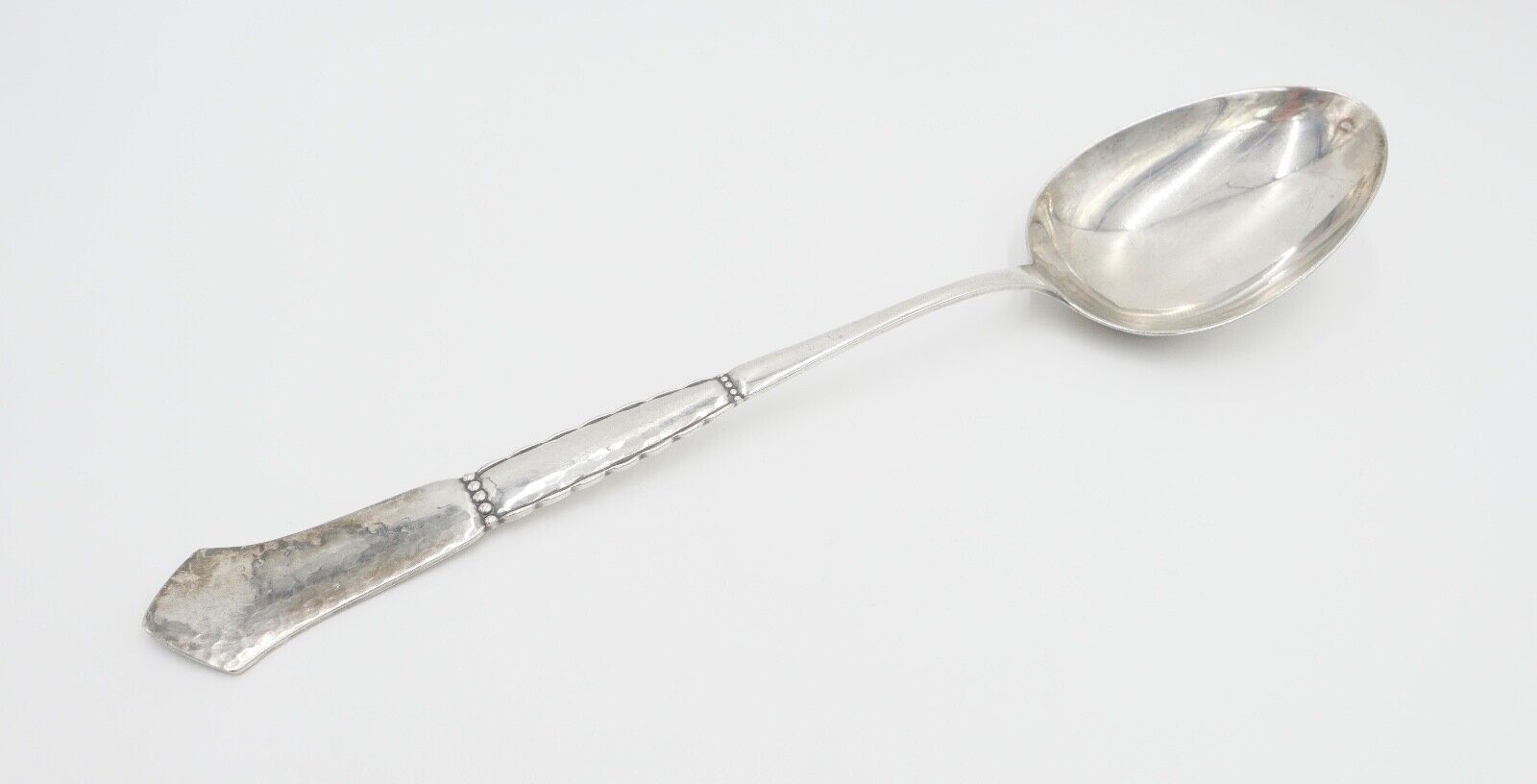 SCF Dänemark 2 Türme XXL Suppenlöffel 36 cm versilbert Monogramm EB gehämmert - Antikhandel-Stuttgart