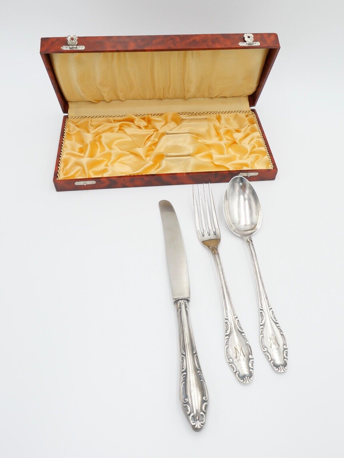 1920 Besteck 3 teilig S.J. & Co. versilbert 90 Monogramm LM / ML mit Etui - Antikhandel-Stuttgart