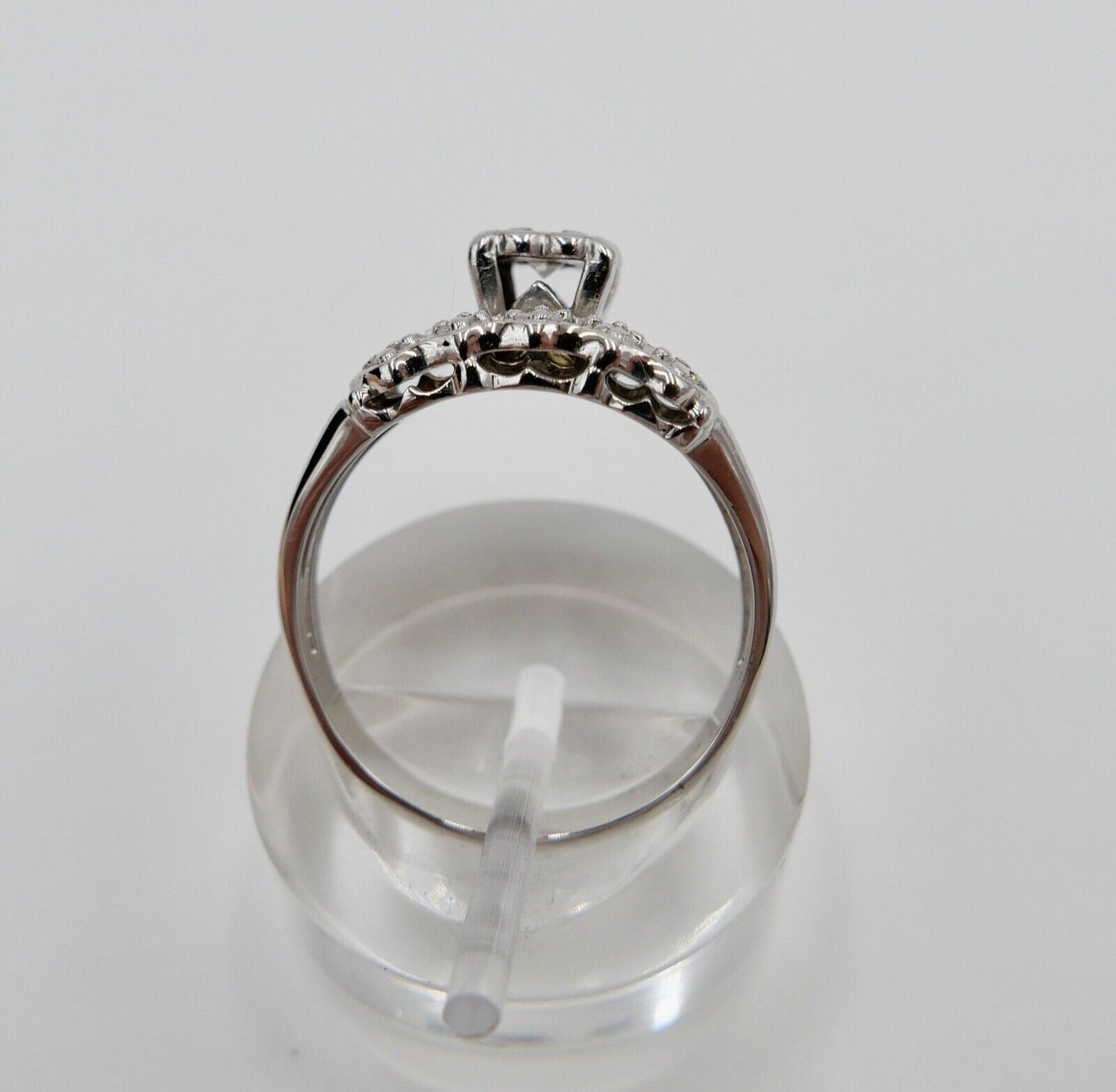 70er Jahre Gold Weißgold 585 / 14K Diamant Brillant 0,14Ct Gr. 57 - Antikhandel-Stuttgart