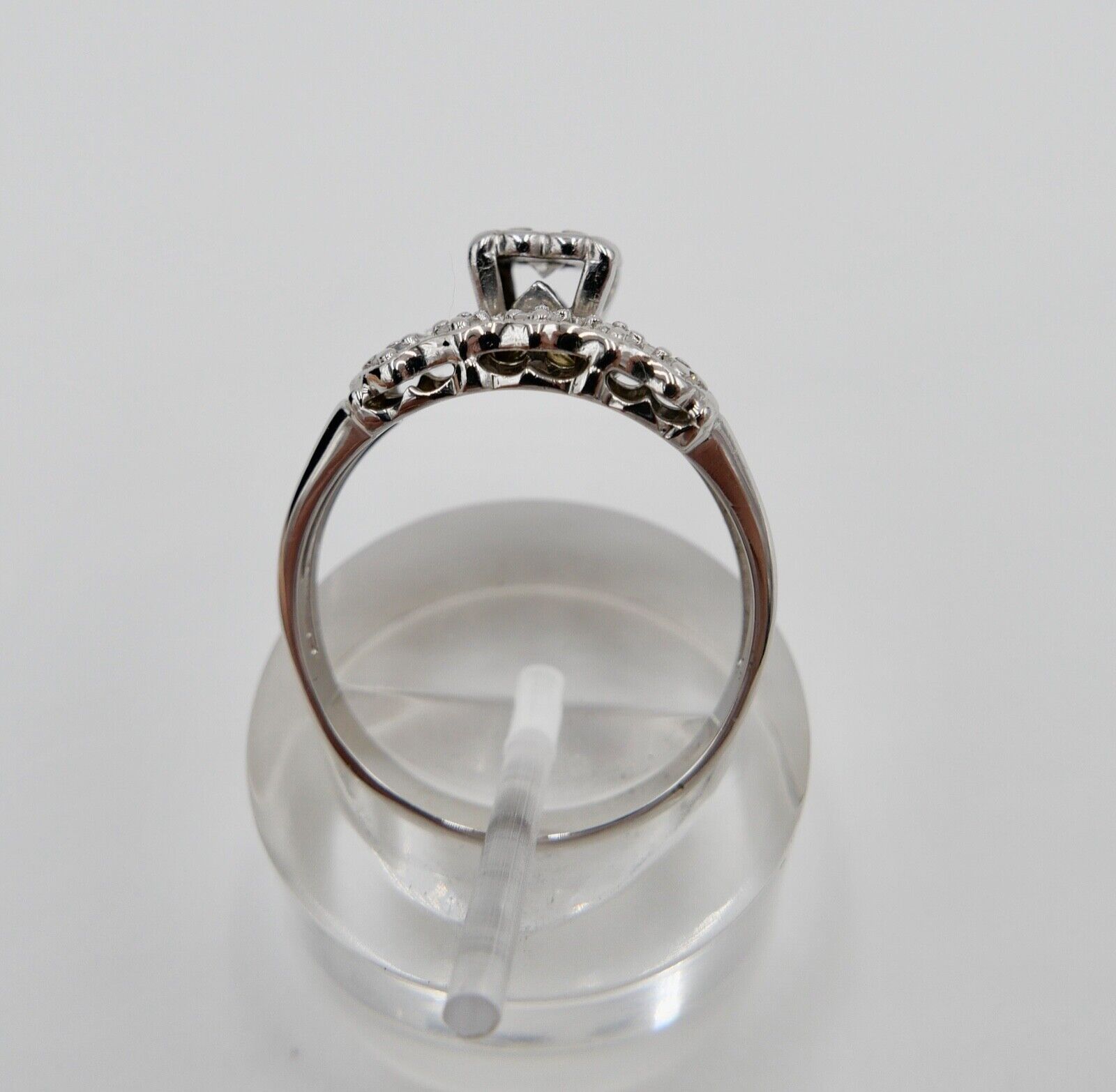 70er Jahre Gold Weißgold 585 / 14K Diamant Brillant 0,14Ct Gr. 57 - Antikhandel-Stuttgart