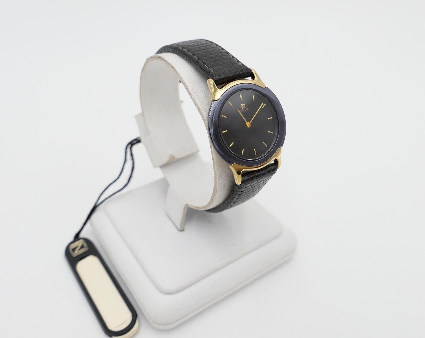 Elegante NOBLIA Damen Uhr NEU Box & Papiere YPIBL 304 / 4420-Y62651 ESL - Antikhandel-Stuttgart