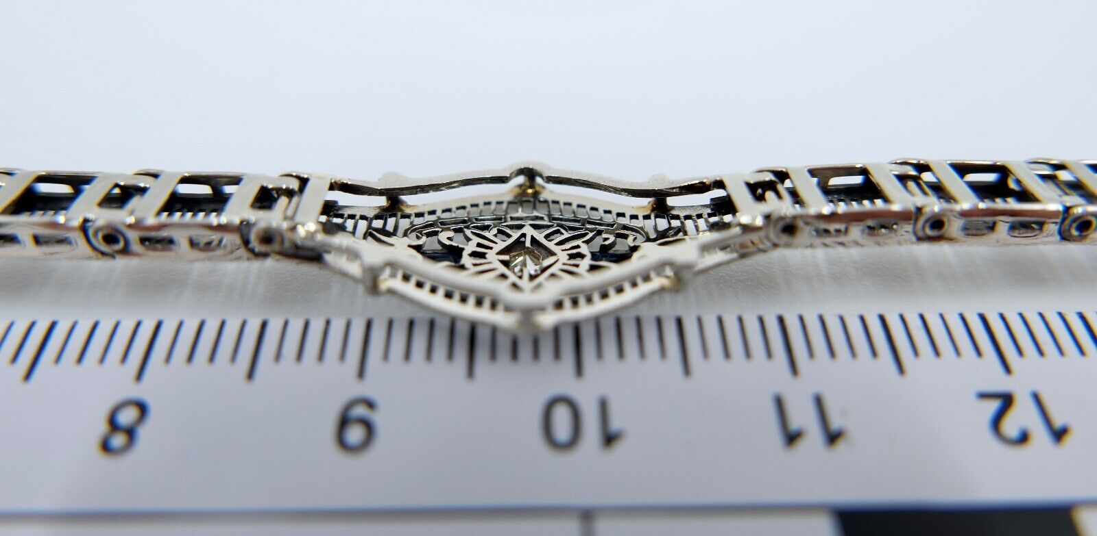 20er Floral Filigranes Damen Armband 10K Weißgold PHILADELPHIA Diamant & Saphir - Antikhandel-Stuttgart