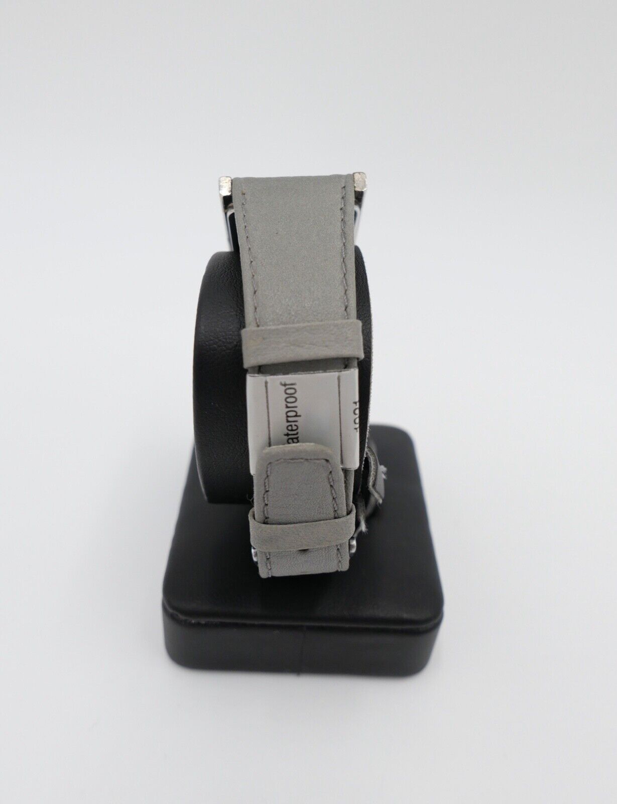 Selten flache ESKA Damenuhr S. KOCH Quartz 30x24 mm Lederband & Batterie NEU - Antikhandel-Stuttgart