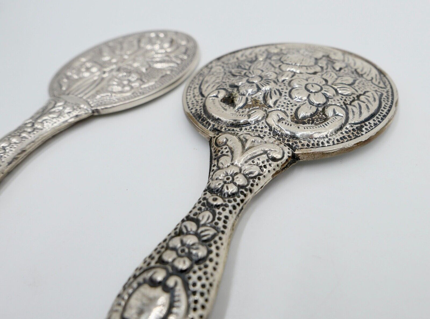 2x alte Handspiegel ACAR / TURAN 900 Silber Blumenmuster Taschenspiegel - Antikhandel-Stuttgart