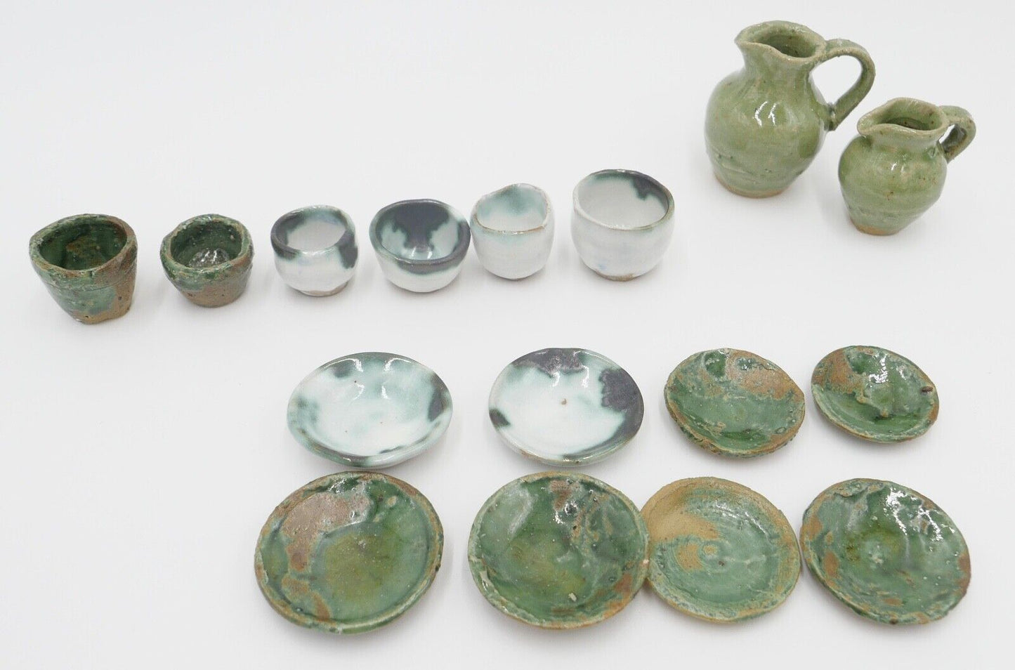 Vintage Porzellan Miniatur Puppenmöbel Puppenhaus Geschirr Tassen Teller - Antikhandel-Stuttgart