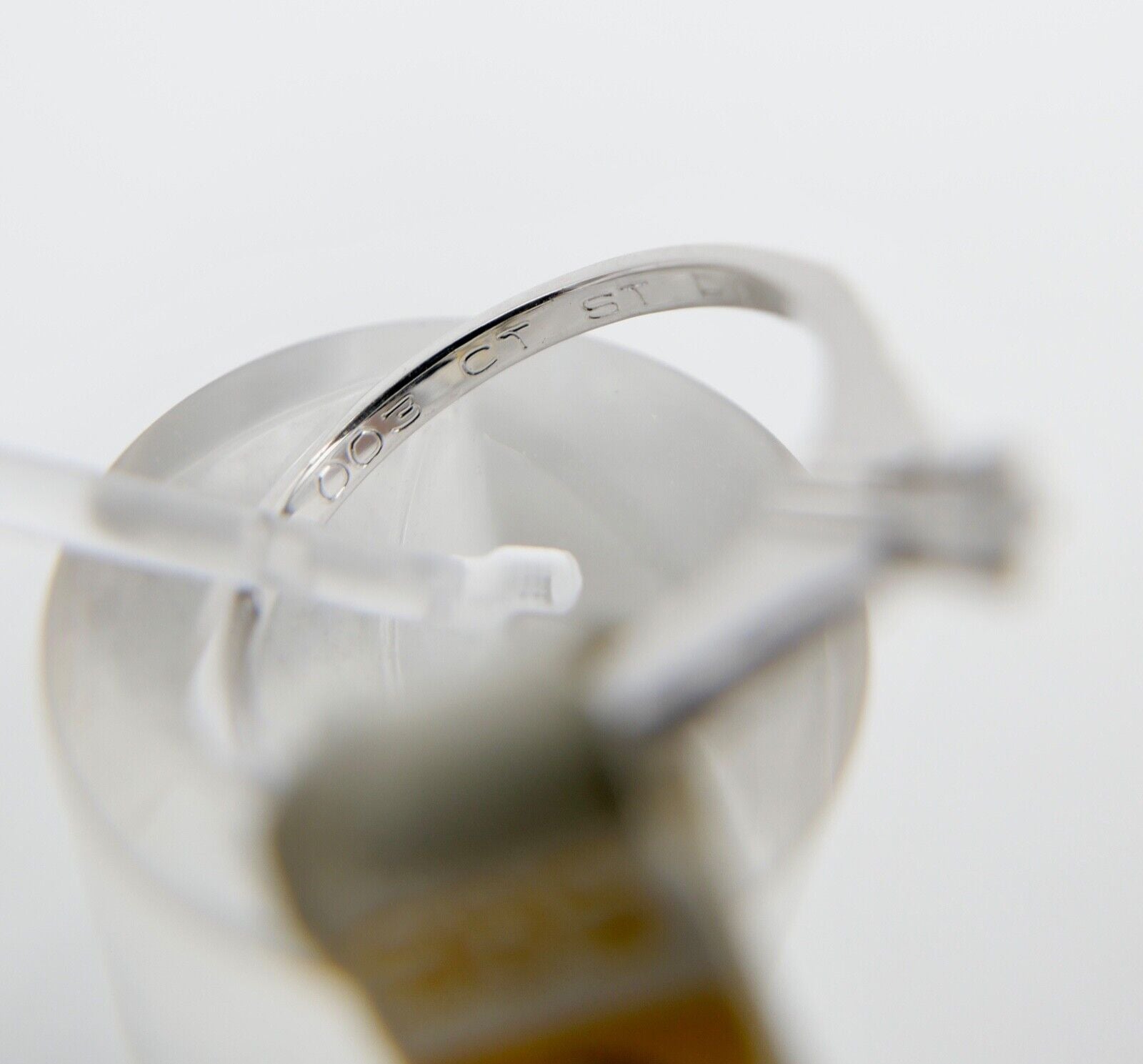 - NEU - 90er Jahre Solitär Ring Weißgold Gold 585 14K Brillant 0,03 Ct Gr. 53 54 - Antikhandel-Stuttgart