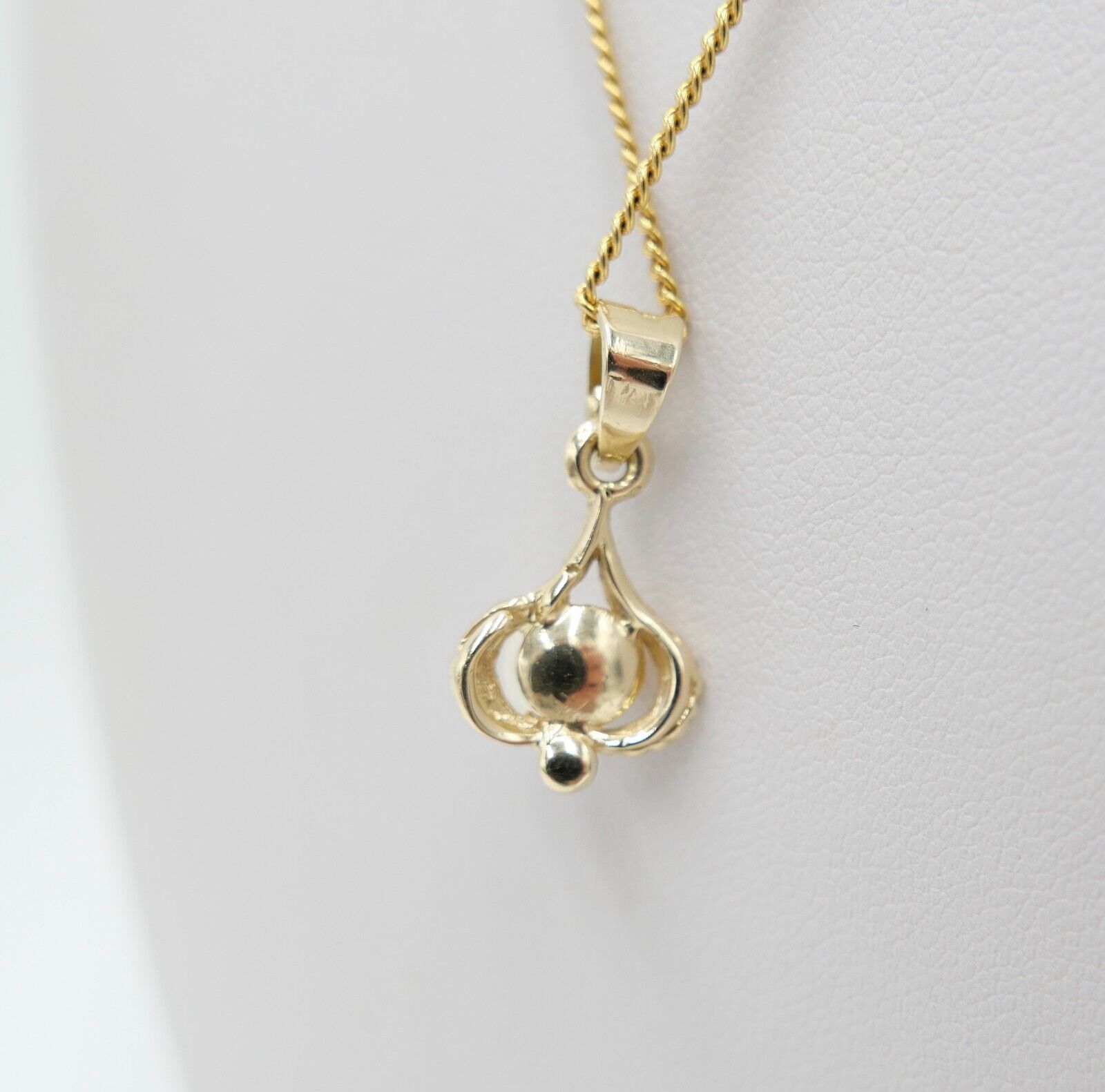 Alter Anhänger 585 / 14K Gelbgold mit Zuchtperle 60er Jahre - Antikhandel-Stuttgart