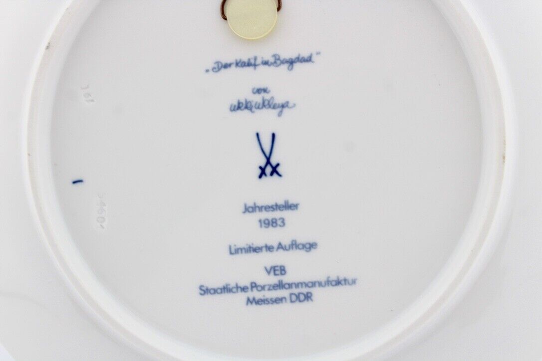 Meissen 1.Wahl Jahresteller 1983 Entwur Ukki Ikleya " Der Kalif in Bagdad " 26cm - Antikhandel-Stuttgart