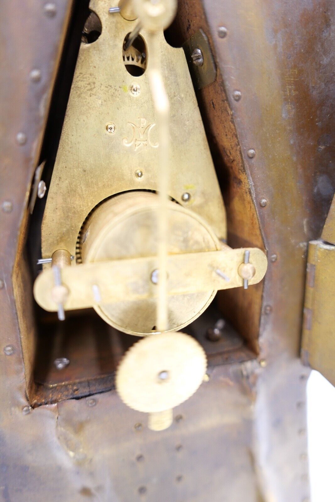 seltene Kaminuhr Hahn & Eule vmtl. Frankreich oder England Uhrwerk MPK / PMK - Antikhandel-Stuttgart