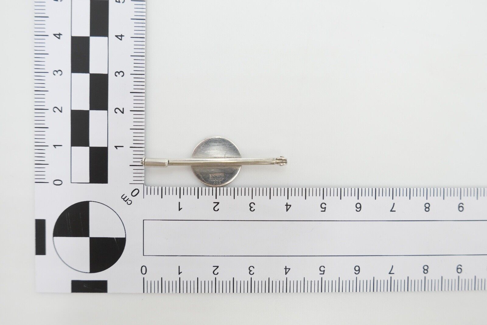 B.H. Mayer Pforzheim Pin Anstecknadel Brosche Silber 935 Emaille P Ø 14mm x 39mm - Antikhandel-Stuttgart