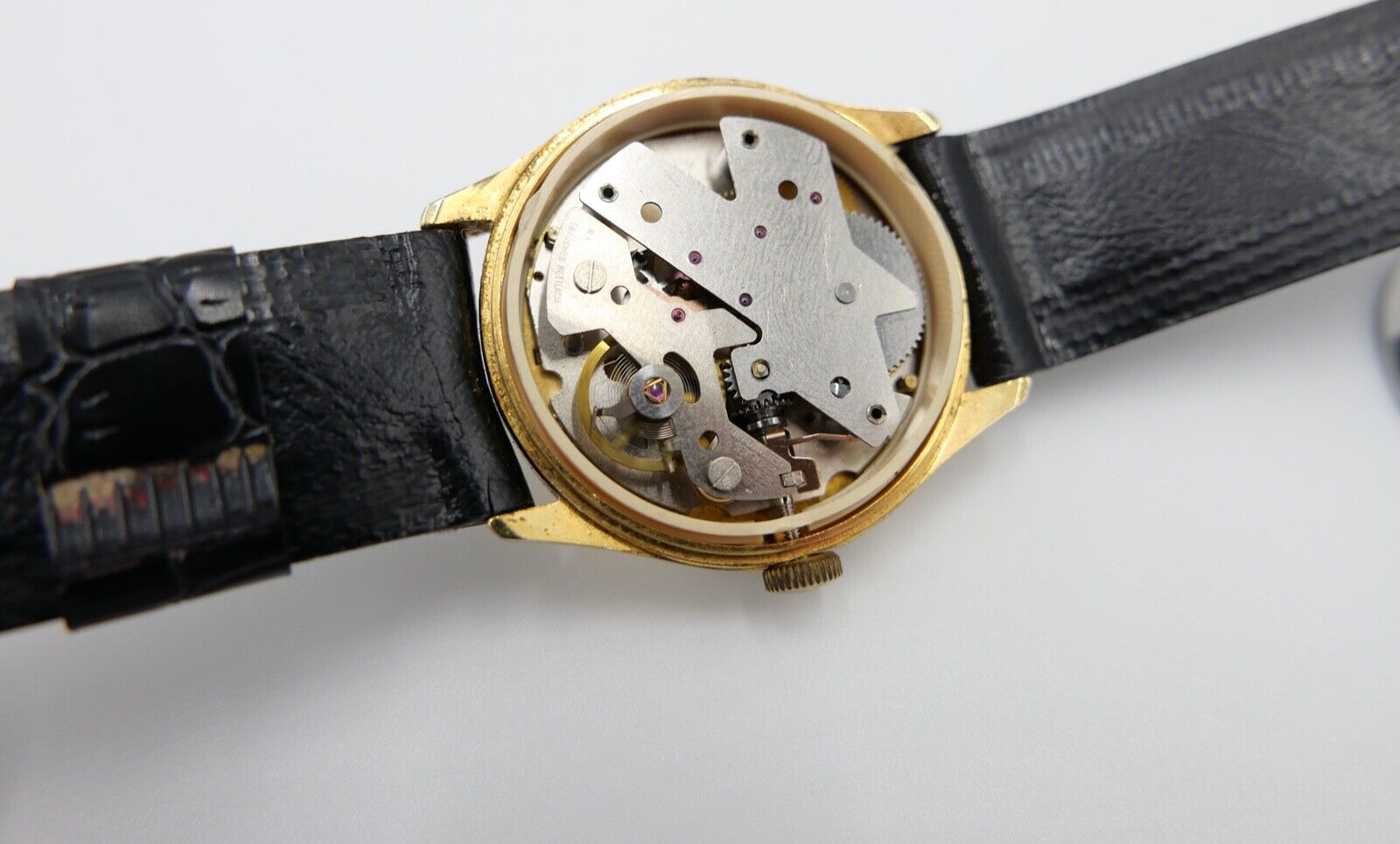 NOVA 1970er Jahre Herrenuhr Handaufzug Cal. EB 8501-76 mit Datum - Antikhandel-Stuttgart