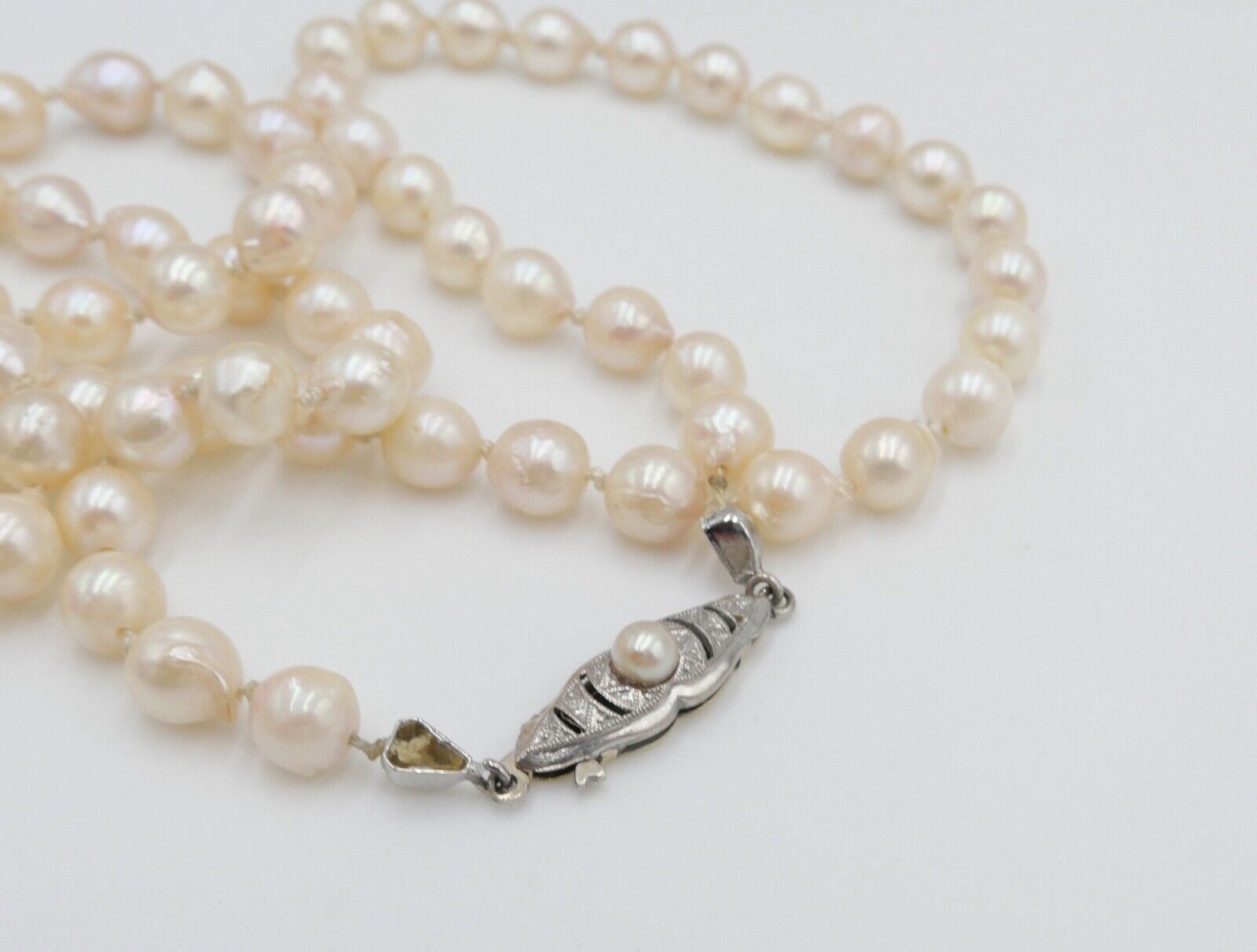 80er Jahre Akoya Perlenkette Collier 52 cm Zuchtperle Gold 333 / 8 K Ø 6 mm - Antikhandel-Stuttgart