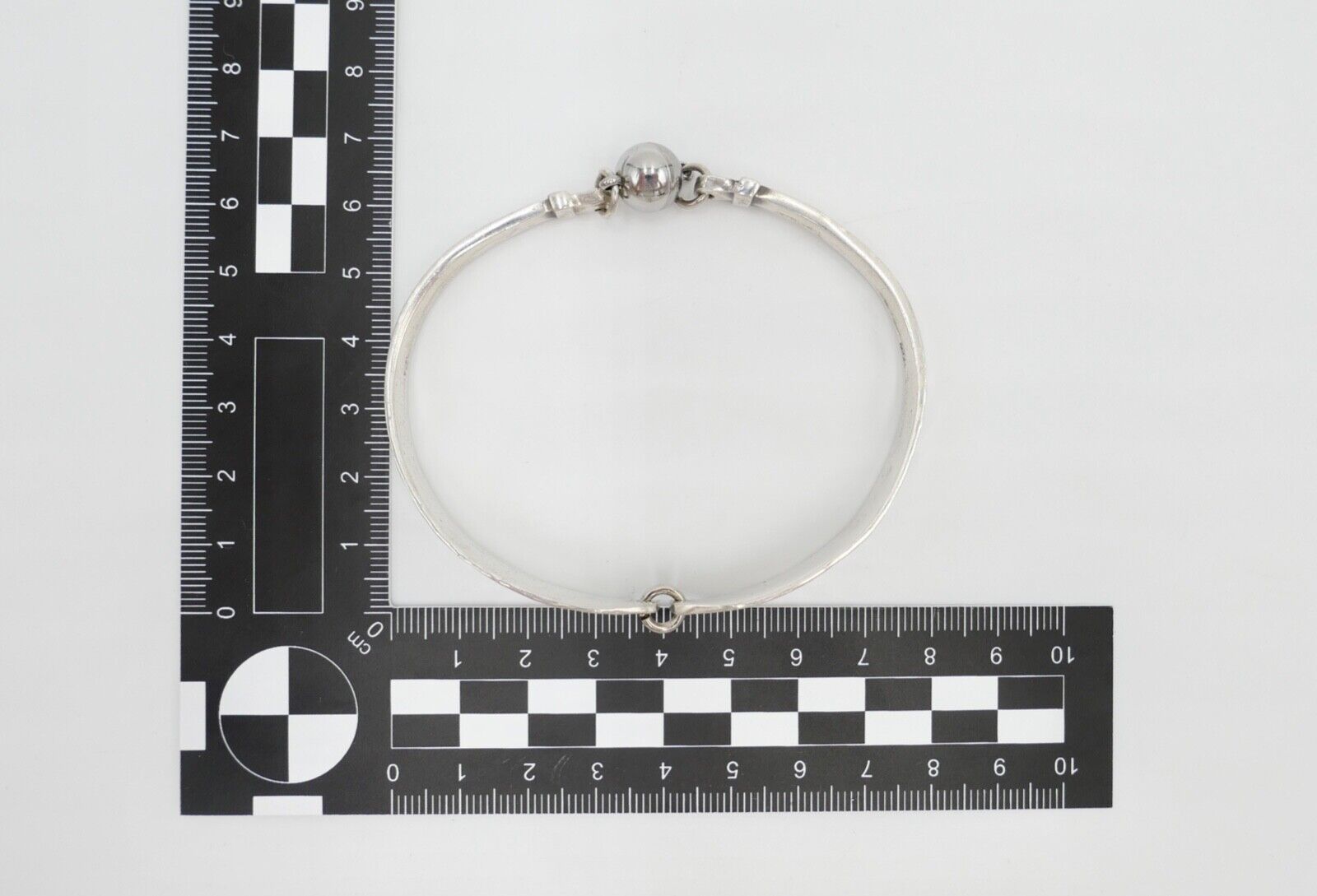 80er Jahre Silber 900 Armband gehämmert Magnetverschluss V.S.F - Antikhandel-Stuttgart