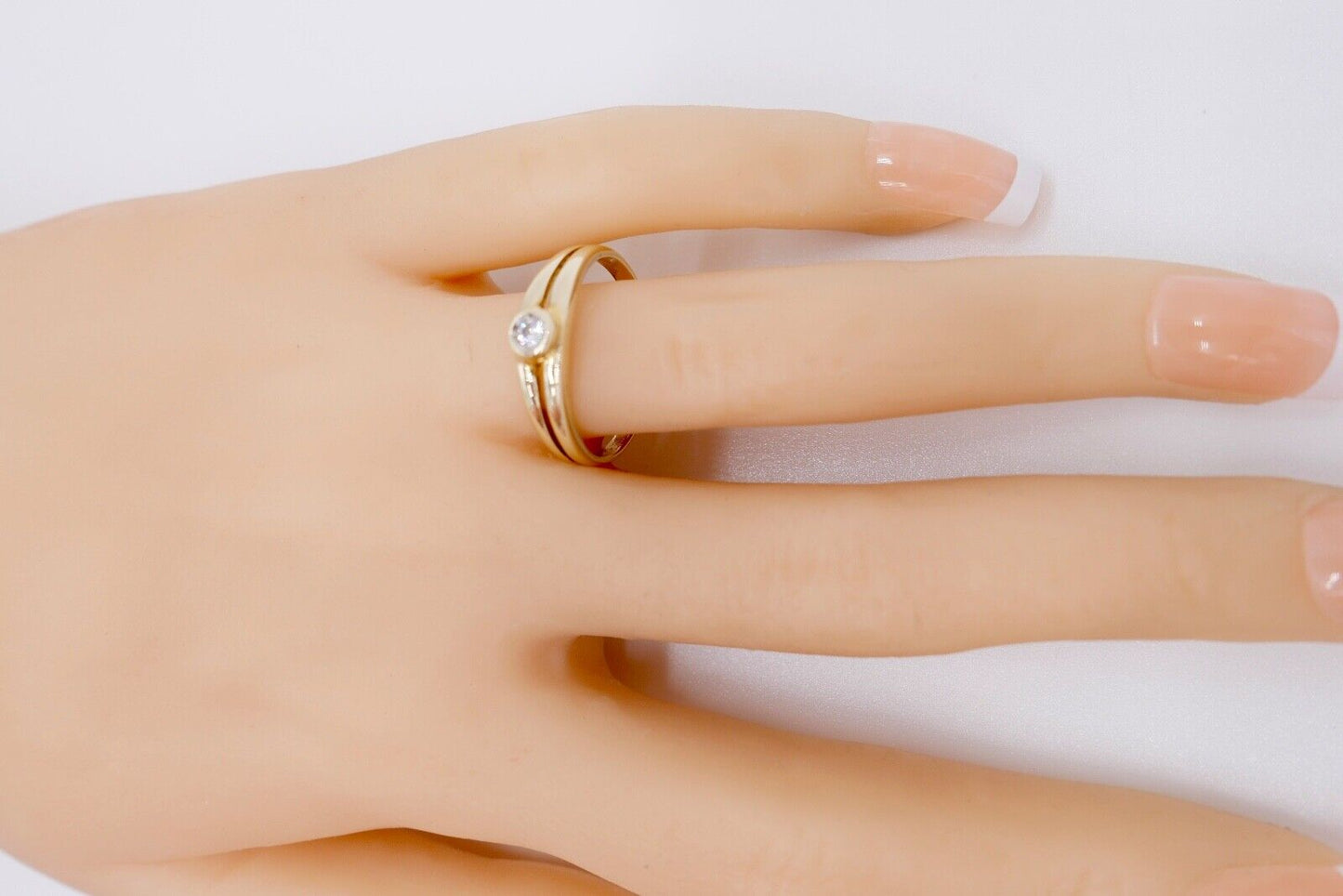 1980er Solitär Brillant 333 8K Gelbgold Damen Ring 0,15 Ct Gr. 58 - Antikhandel-Stuttgart