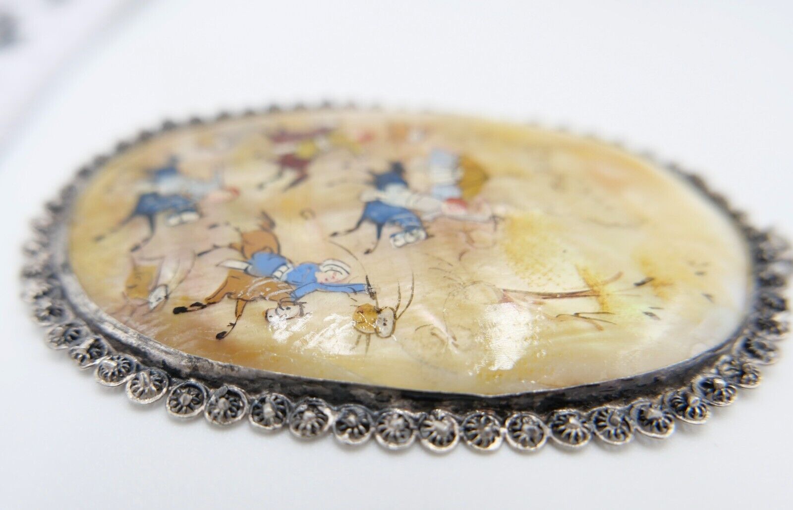 Großer Antiker Perlmutt Silber Anhänger Persisch - Orient Kampfszene um 1900 - Antikhandel-Stuttgart