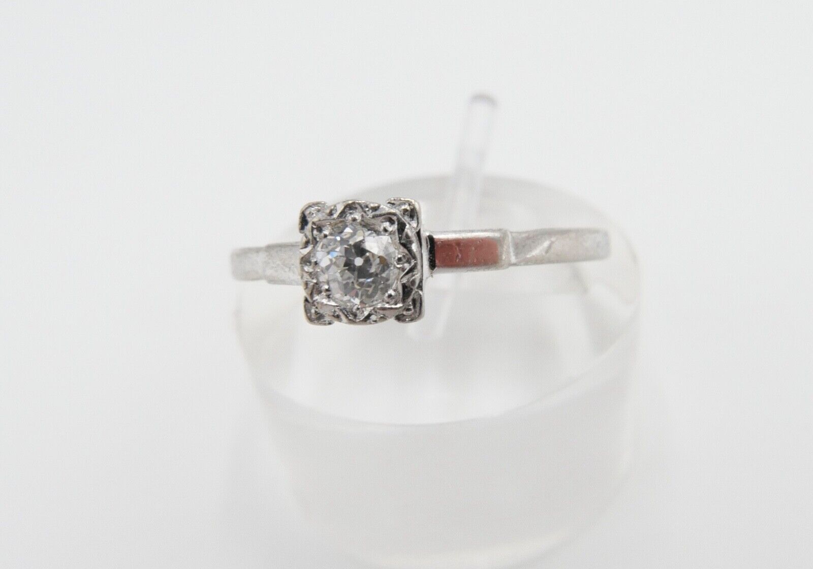 Solitär Weißgold Ring 750 18K mit 1 Diamant im Altschliff 0,16 Ct Gr.56-57 - Antikhandel-Stuttgart