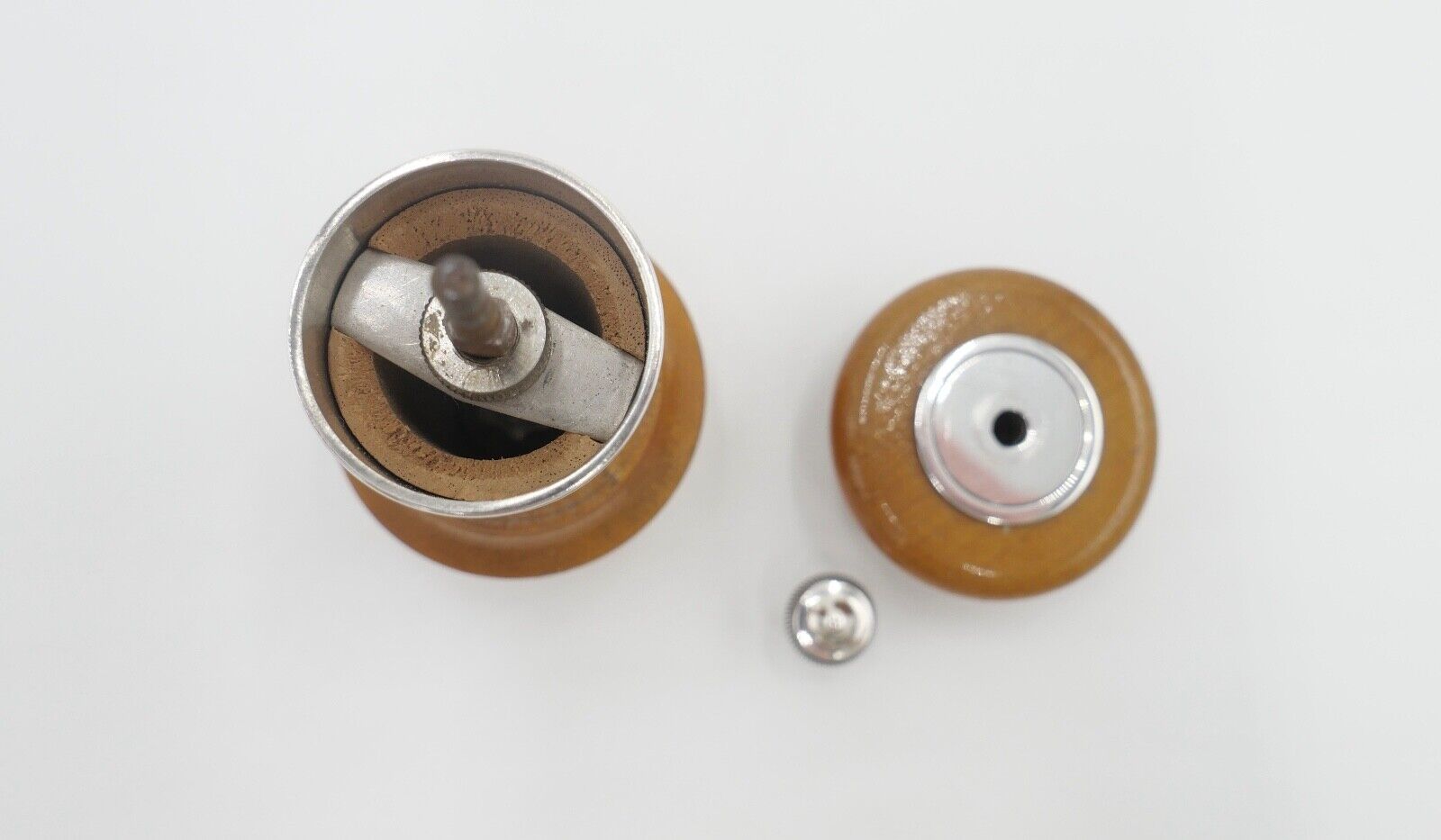 60er Jahre Christofle Pfeffermühle Frankreich versilbert Holz - Antikhandel-Stuttgart