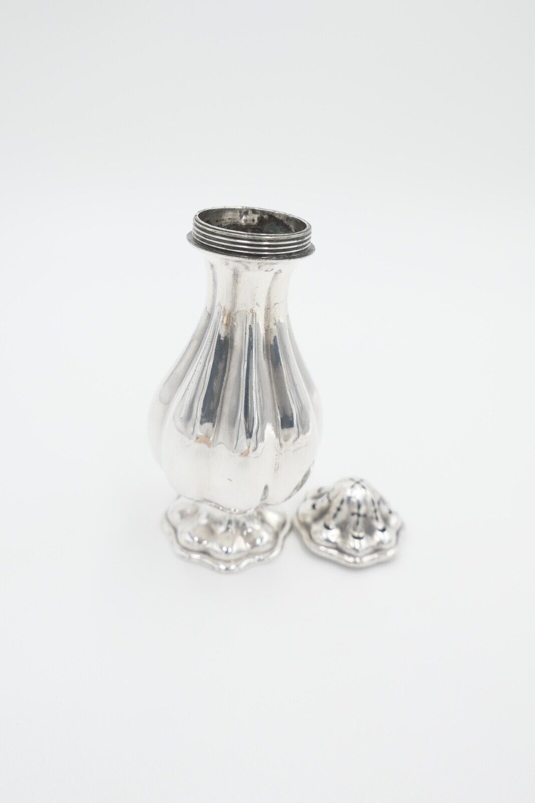 BMF / Berndorf 1870 - 1880 Alpacca Silber Salzstreuer Pfefferstreuer - Antikhandel-Stuttgart