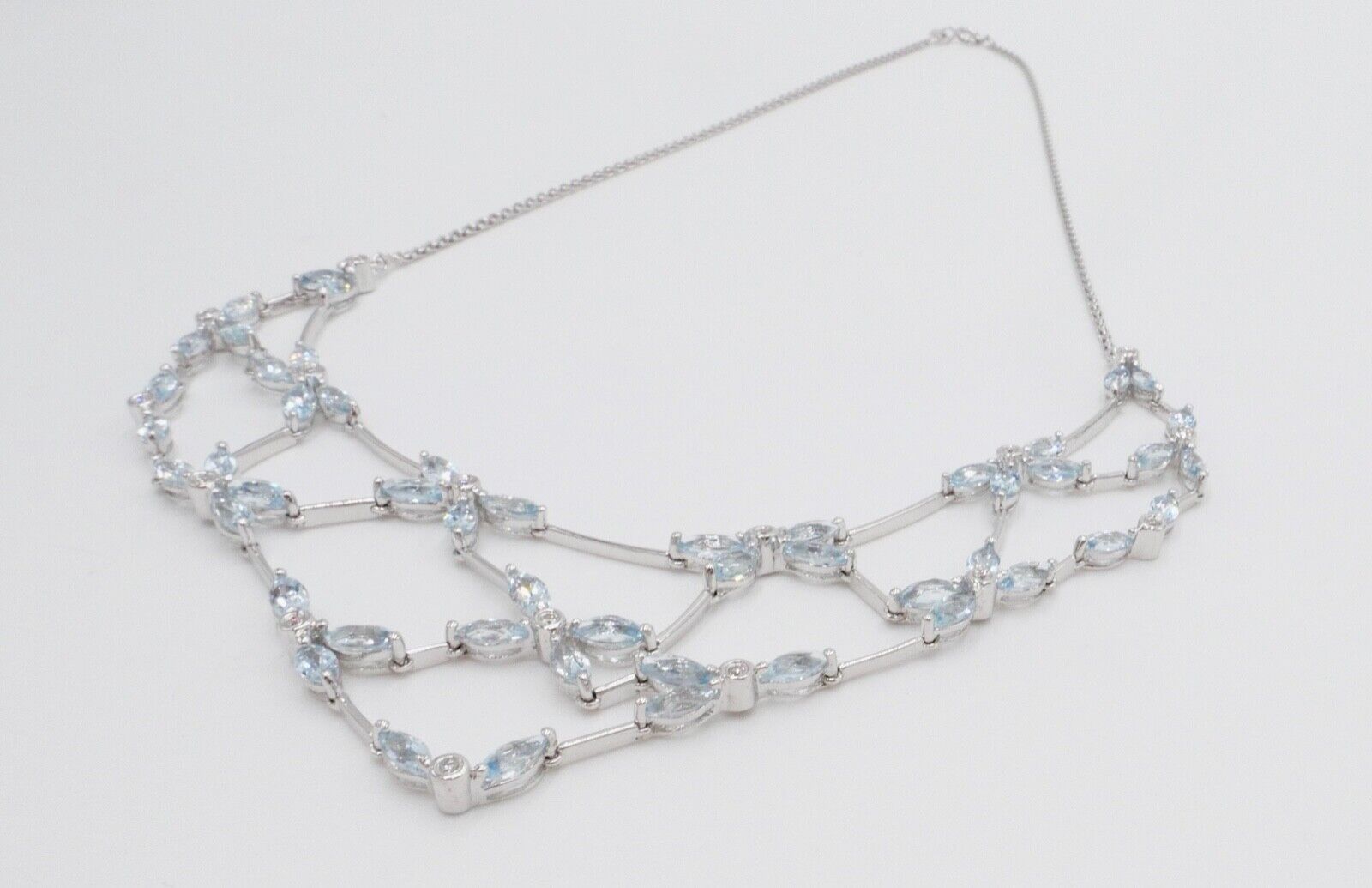 NEUwertig Auftragsarbeit Luxus Collier Brillanten Weißgold Aquamarine 585 / 14K - Antikhandel-Stuttgart