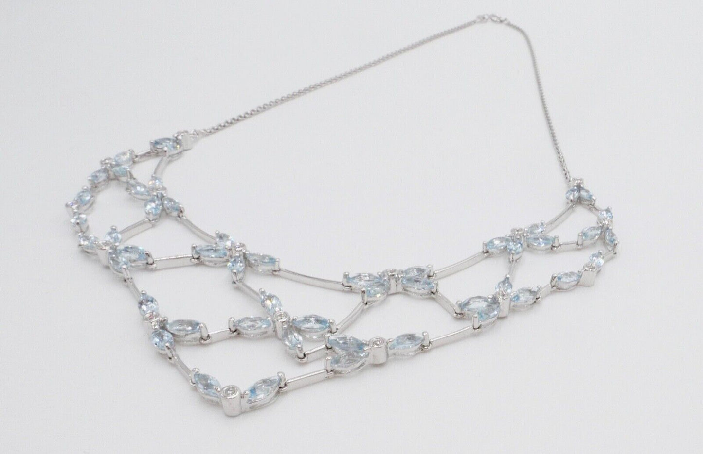 NEUwertig Auftragsarbeit Luxus Collier Brillanten Weißgold Aquamarine 585 / 14K - Antikhandel-Stuttgart