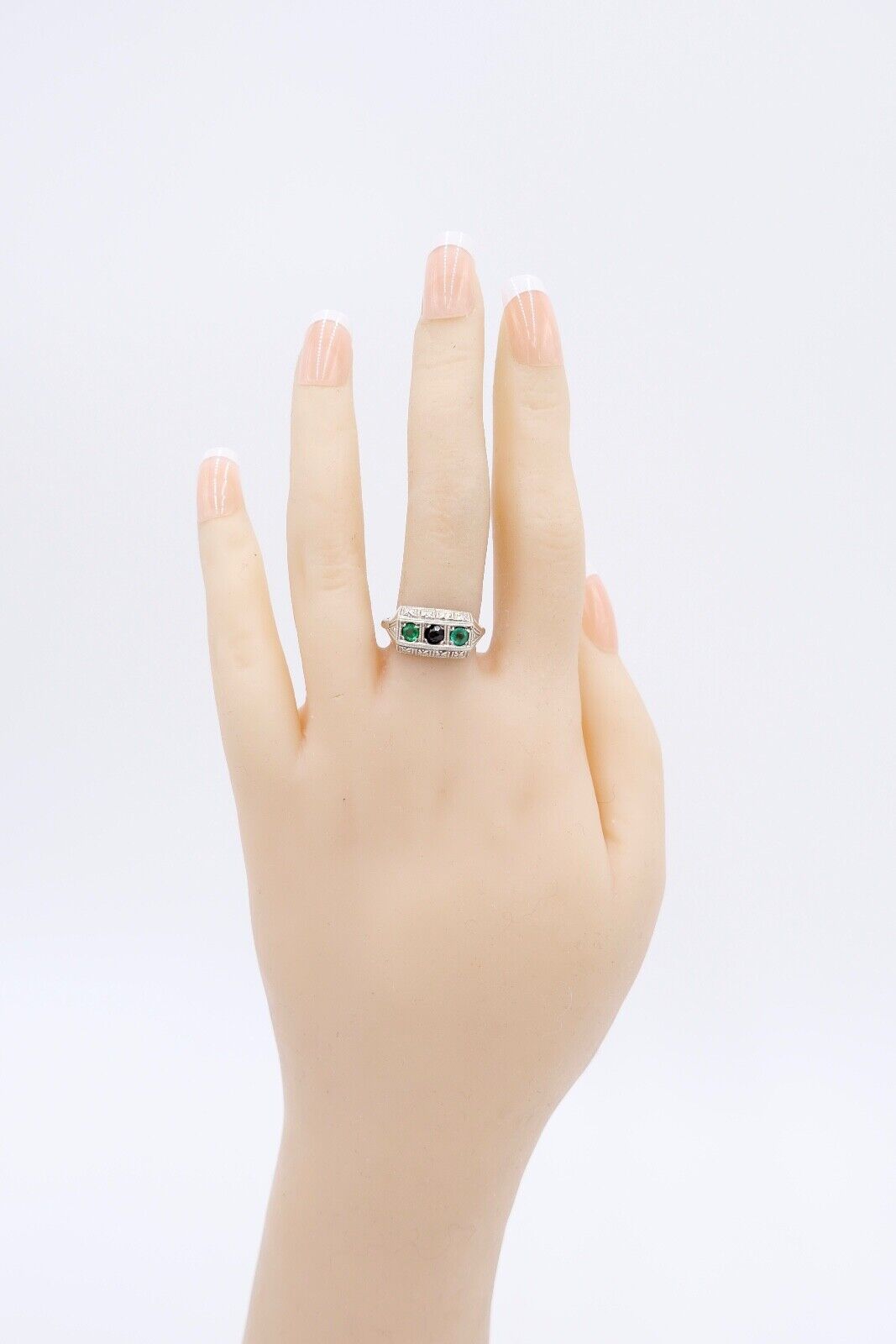 ART DECO Damenring Ring Silber 835 Gr. 53 mit grünen & schwarzen Glasstein - Antikhandel-Stuttgart