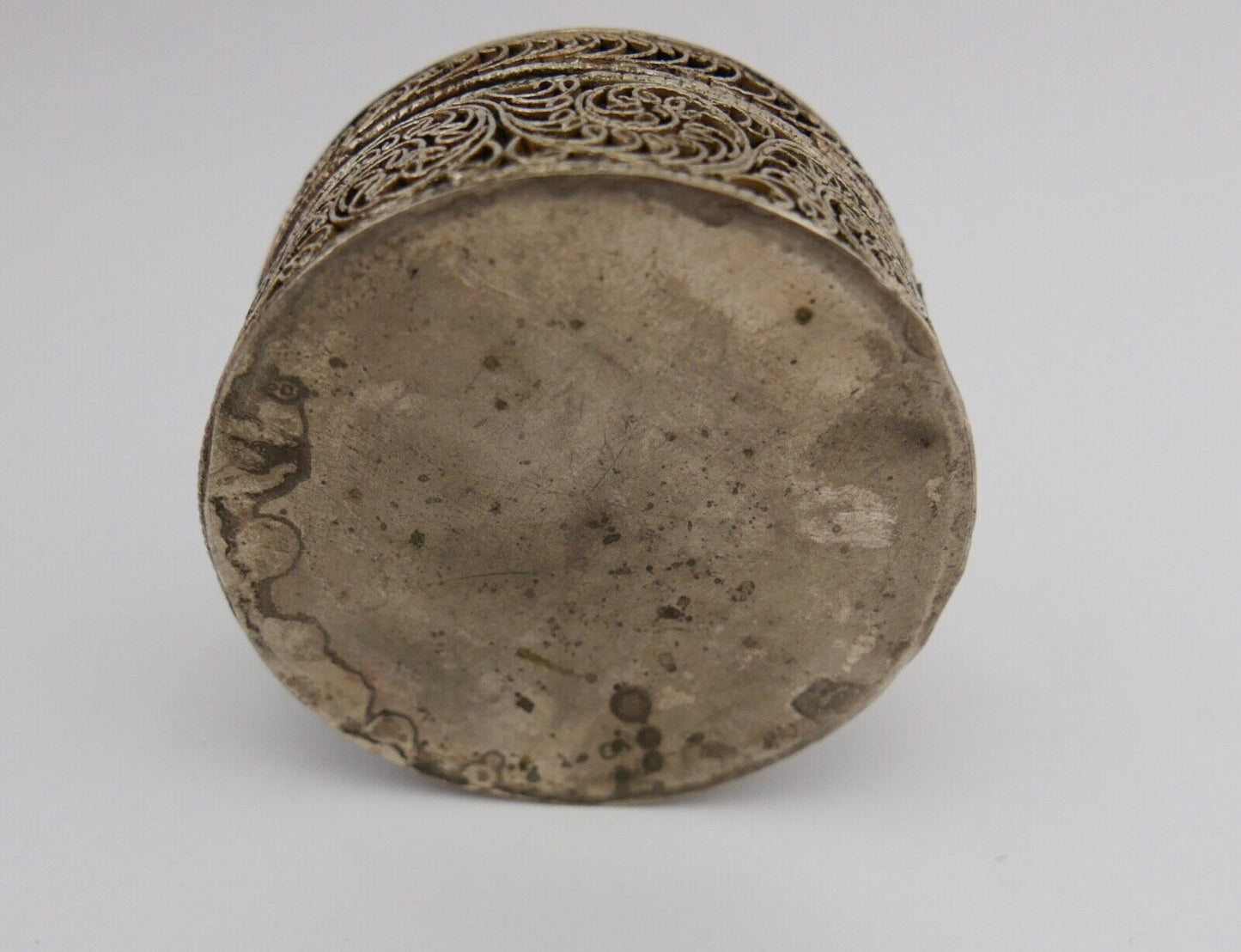 Antike Filigrane Pillendose Dose mit Türkis Ø 50mm Neusilber um 1900 - Antikhandel-Stuttgart