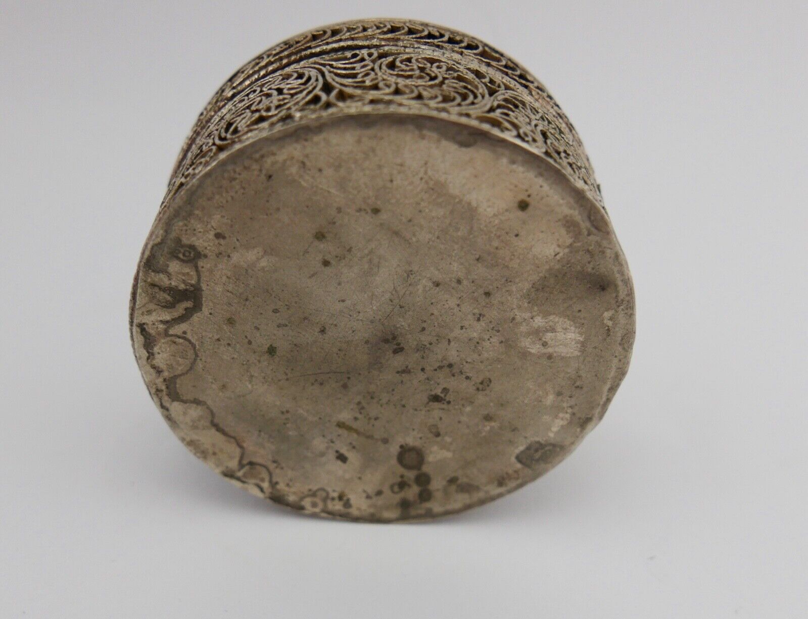 Antike Filigrane Pillendose Dose mit Türkis Ø 50mm Neusilber um 1900 - Antikhandel-Stuttgart