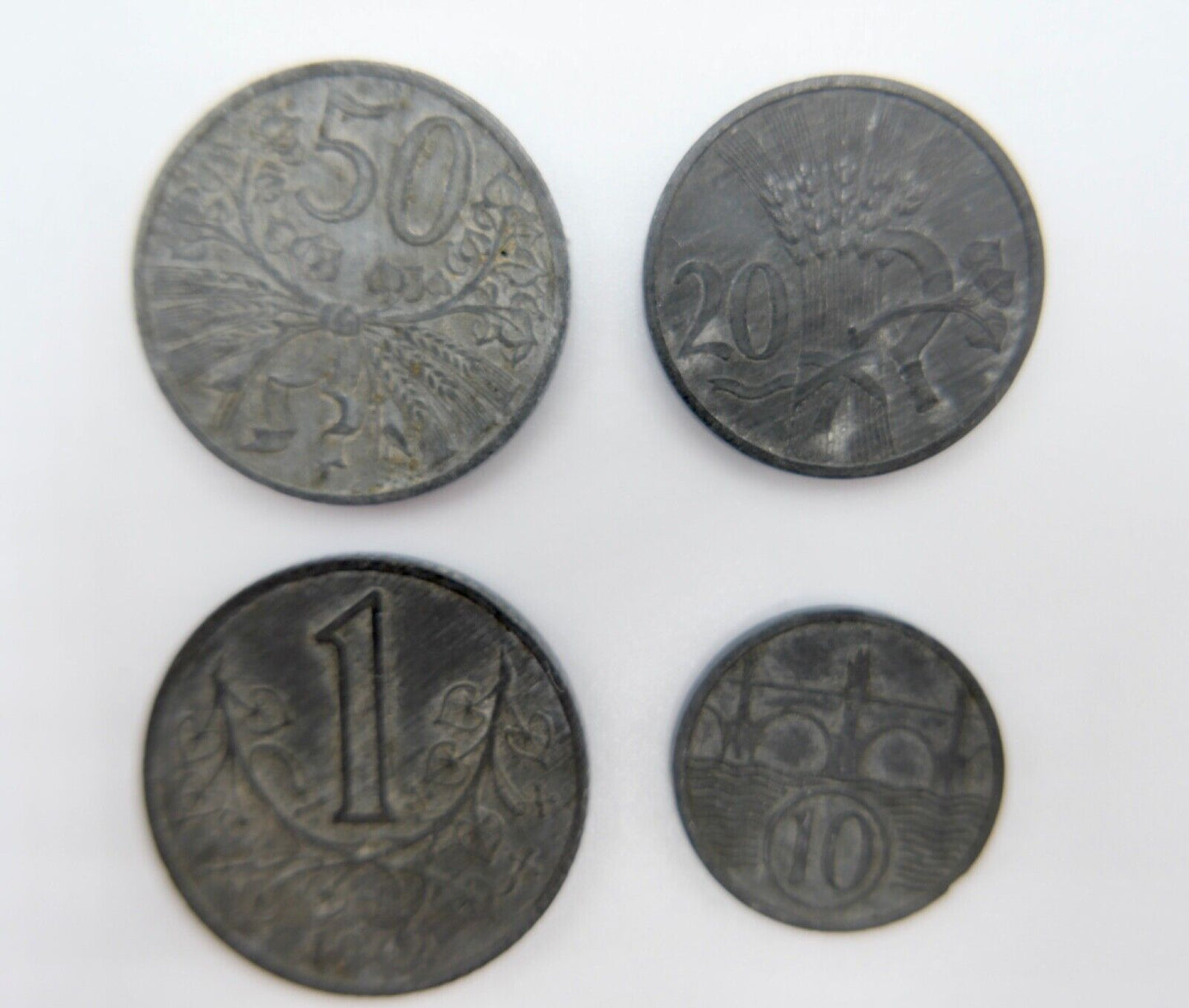 4 Münzen Protektorat Böhmen und Mähren HELLER / KRONE 1942 1943 1944 - Antikhandel-Stuttgart