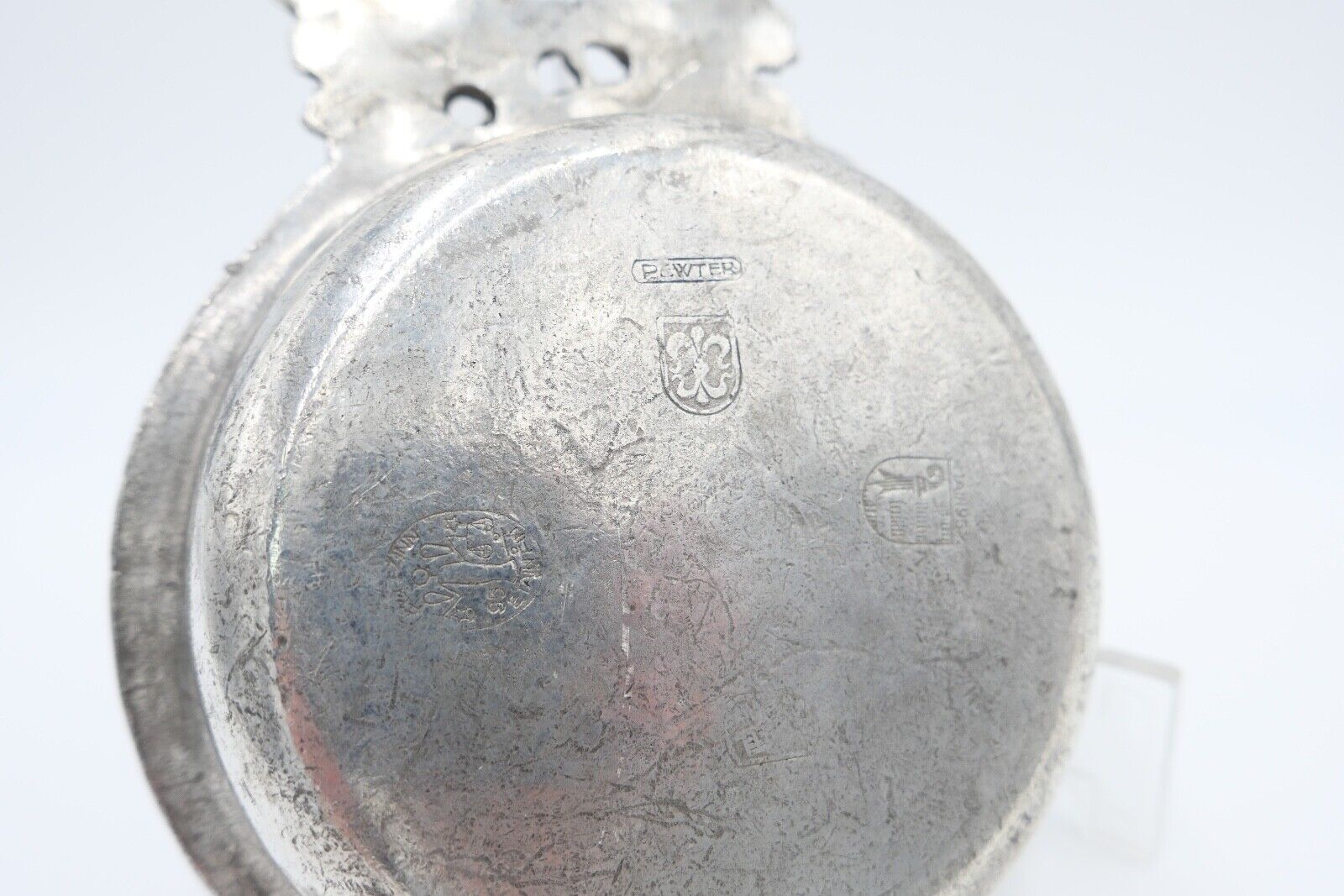 antik 1900 Schale Weinverkostungsschale Zinn Tinn Etain Weinreben Motiv - Antikhandel-Stuttgart