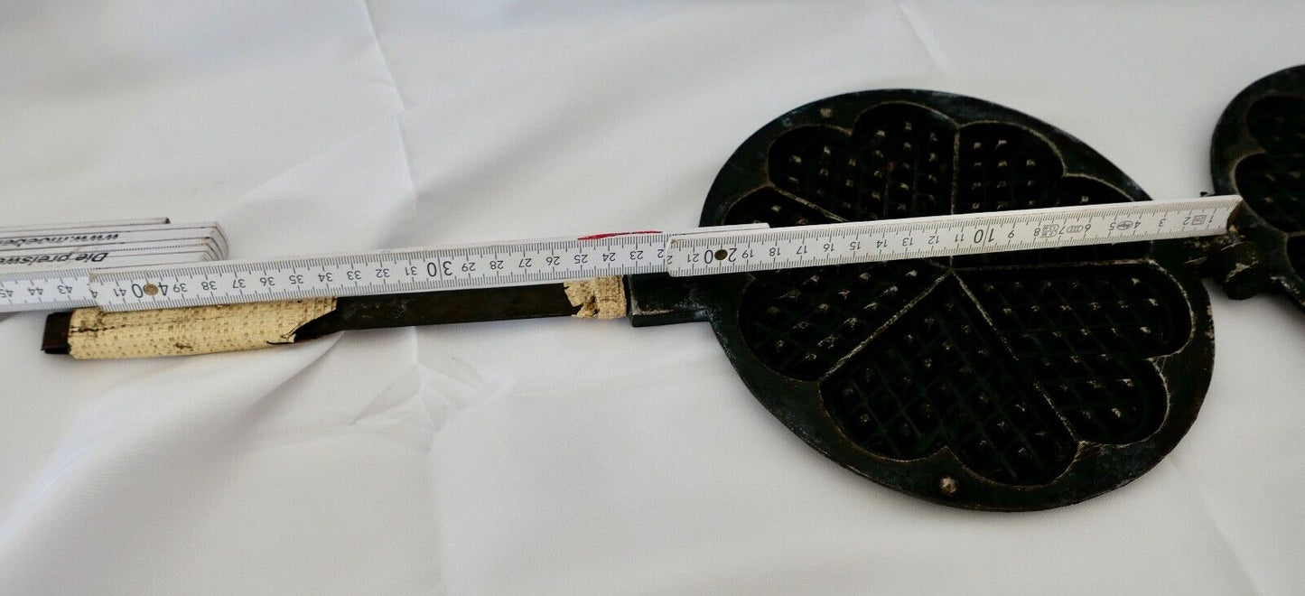 antikes Herz Waffeleisen Gusseisen D.R.G.M. 1920-1930er mit REZEPT K.F. JUNG - Antikhandel-Stuttgart