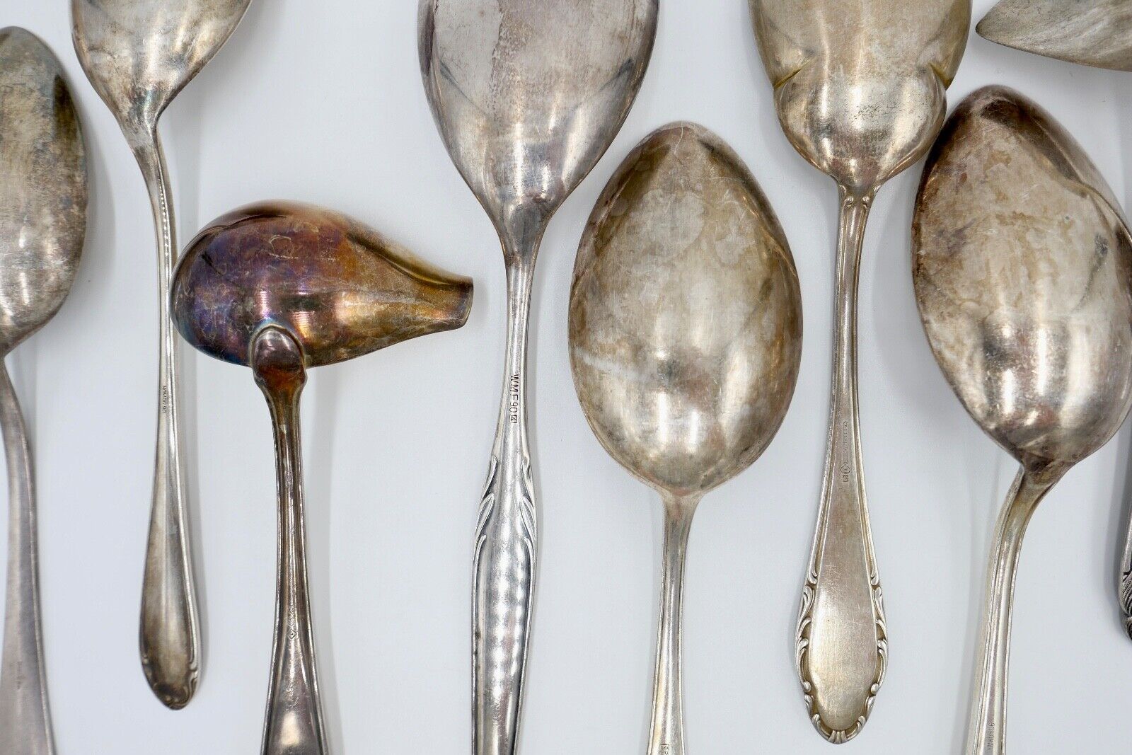 Konvolut Suppenkelle / Schöpfer / Löffel WMF OKA 90er Silberauflage 13 Stück - Antikhandel-Stuttgart