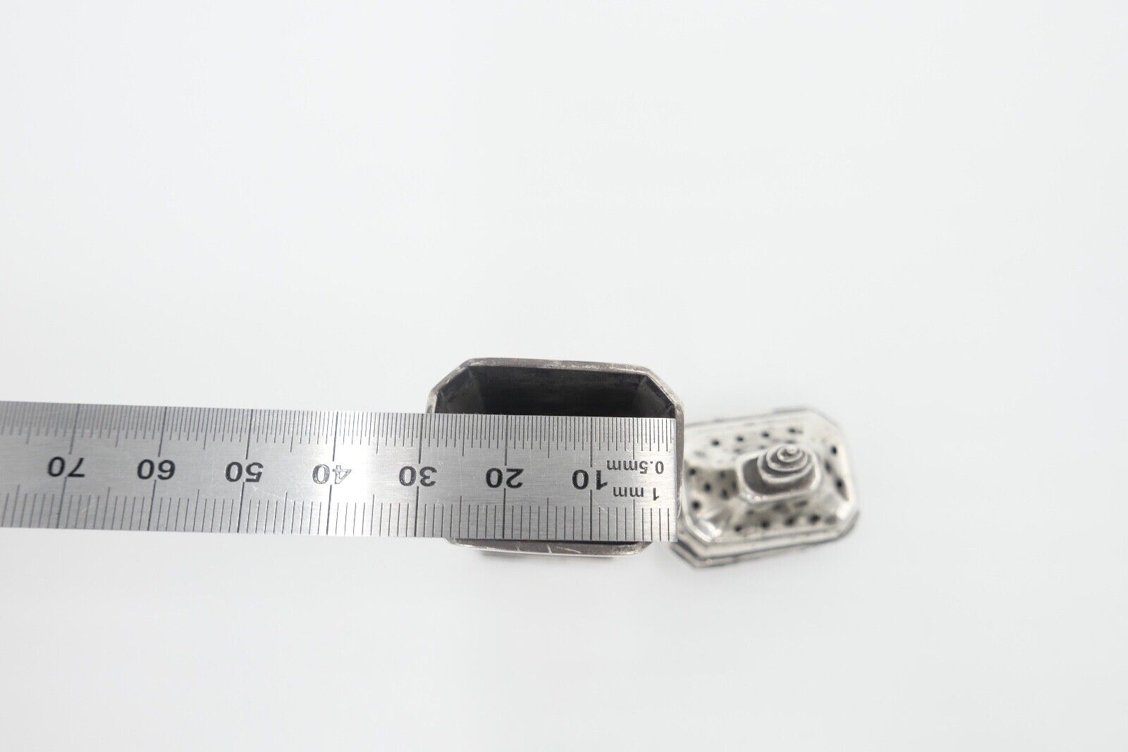 1933 Elkington & Co. E&Co. Salzstreuer 925 Sterlingsilber aus Birmingham England - Antikhandel-Stuttgart