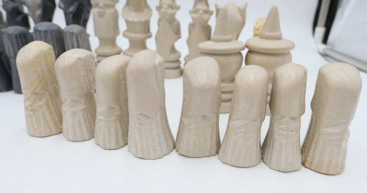 Schachfiguren aus Stein mit Afrika Motiv Figuren 32 Stück - Antikhandel-Stuttgart